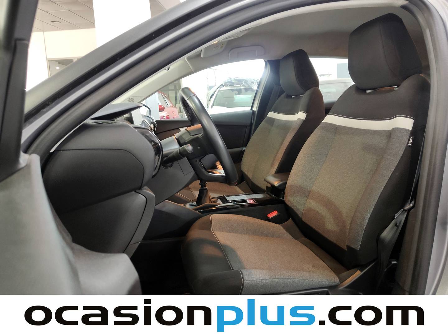 Foto asientos delanteros Citroën C4 Citroën C4 PureTech 100 S&S Feel (100 CV)