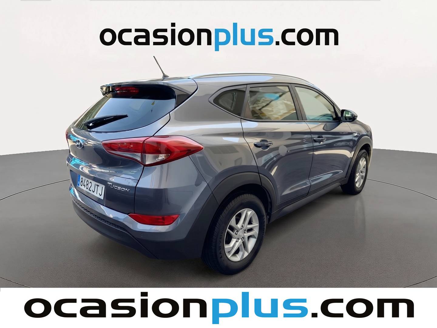 Foto trasera Hyundai Tucson Hyundai Tucson 1.6 GDI BlueDrive Essence 4x2 (131 CV) derecha