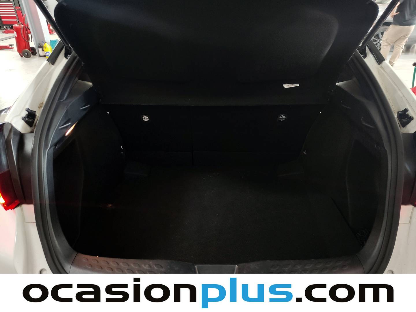 Fotos maletero Toyota C-HR Toyota C-HR 1.8 125H Active  (122 CV)