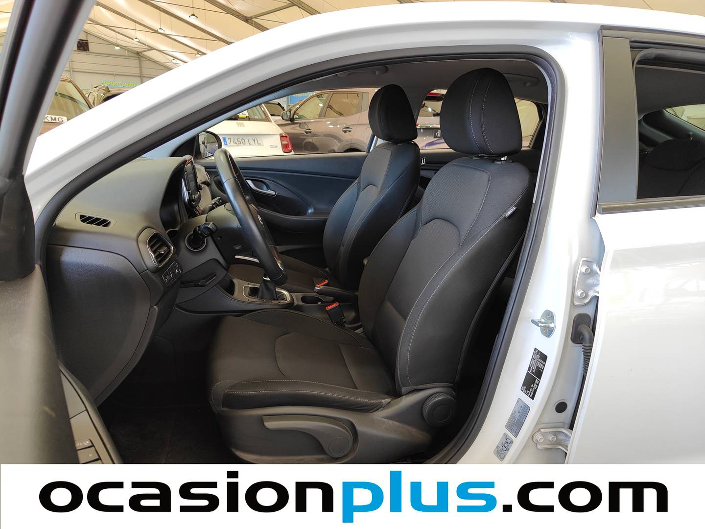 Foto asientos delanteros Hyundai i30 Hyundai i30 Fastback 1.0 TGDI Klass (120 CV)
