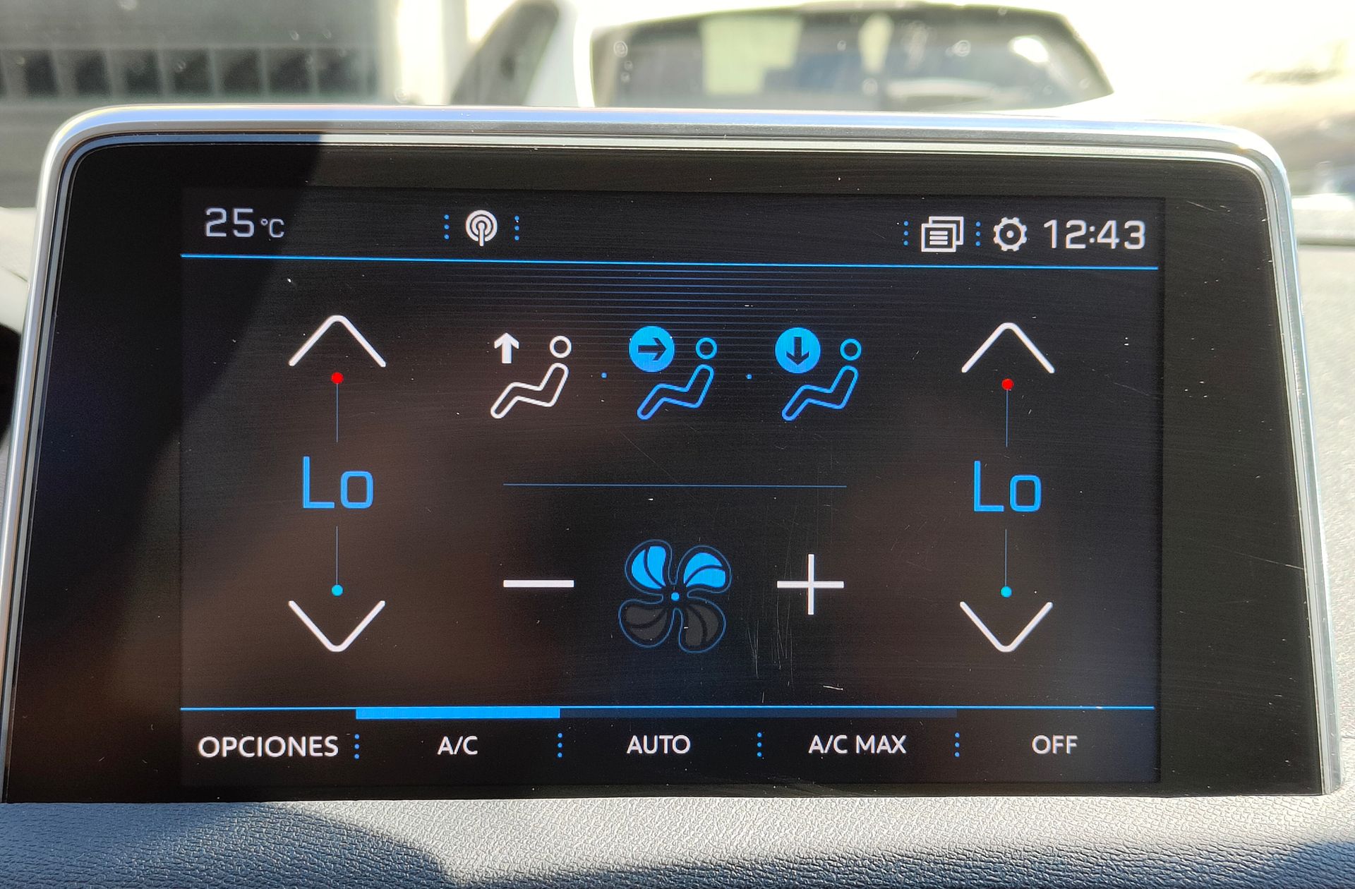 Peugeot 5008 BlueHDi 120 Allure EAT6 7 plazas - foto 31