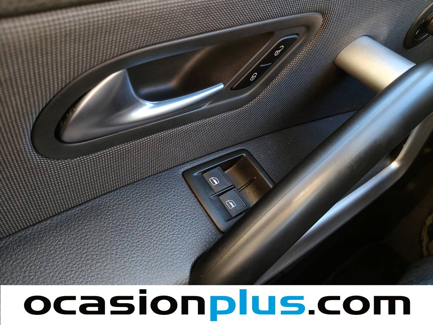 Foto Volkswagen Scirocco Volkswagen Scirocco R-Line 2.0 TSI BMT (180 CV) DSG