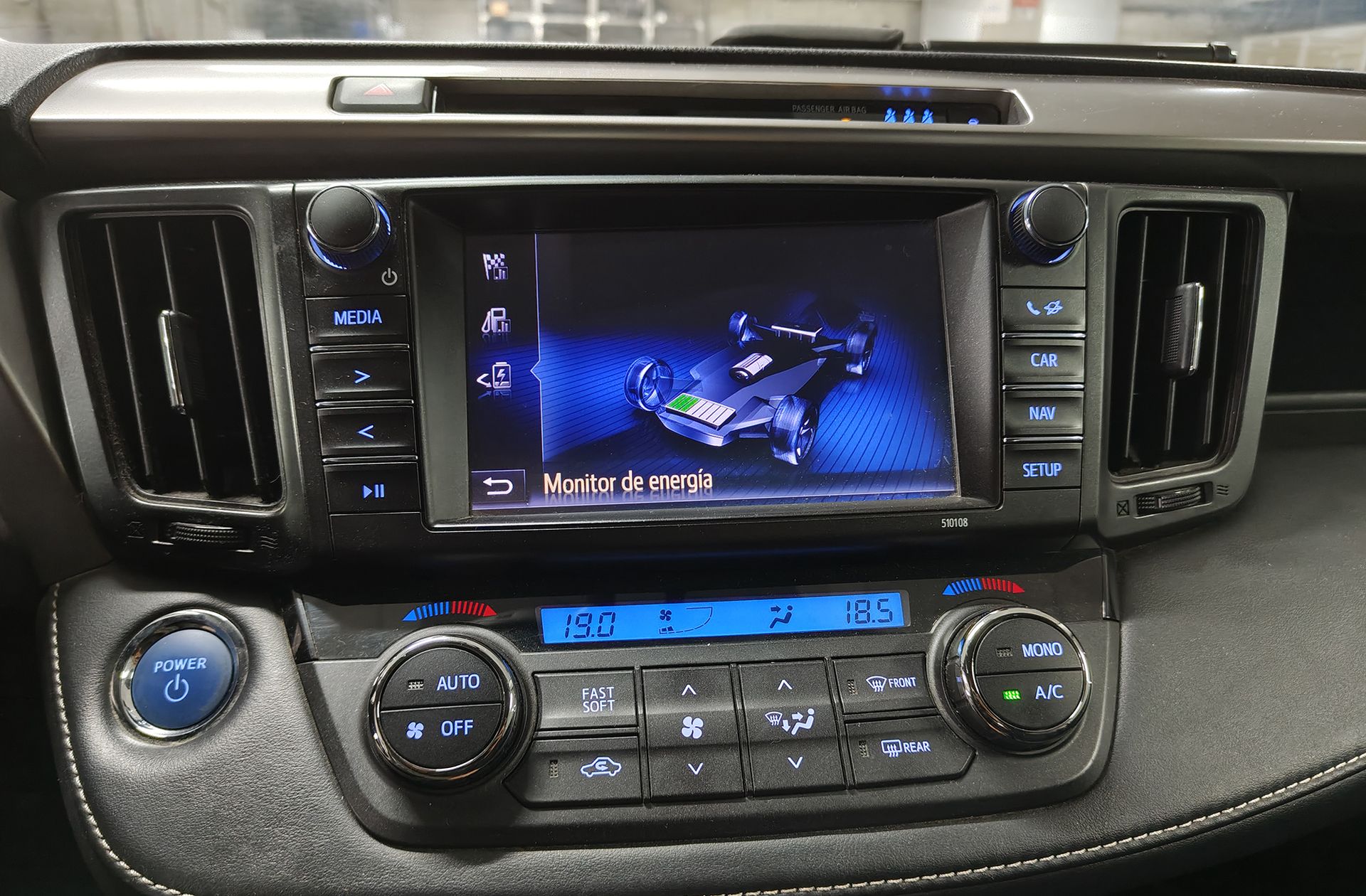 Toyota RAV4 2.5l hybrid Advance Pack Drive 2WD - foto 33