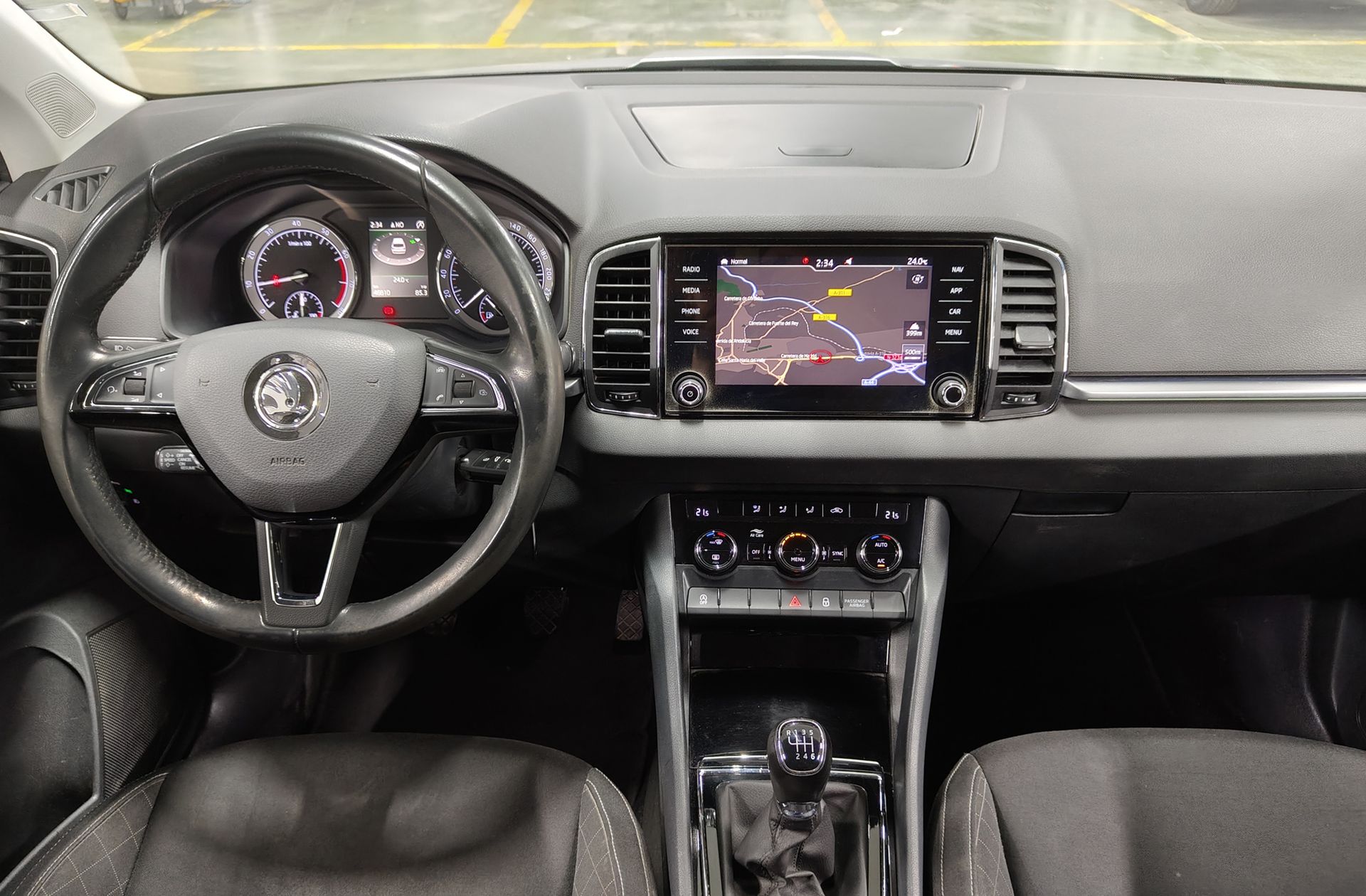 Škoda Karoq 1.5 TSI ACT Ambition - foto 6
