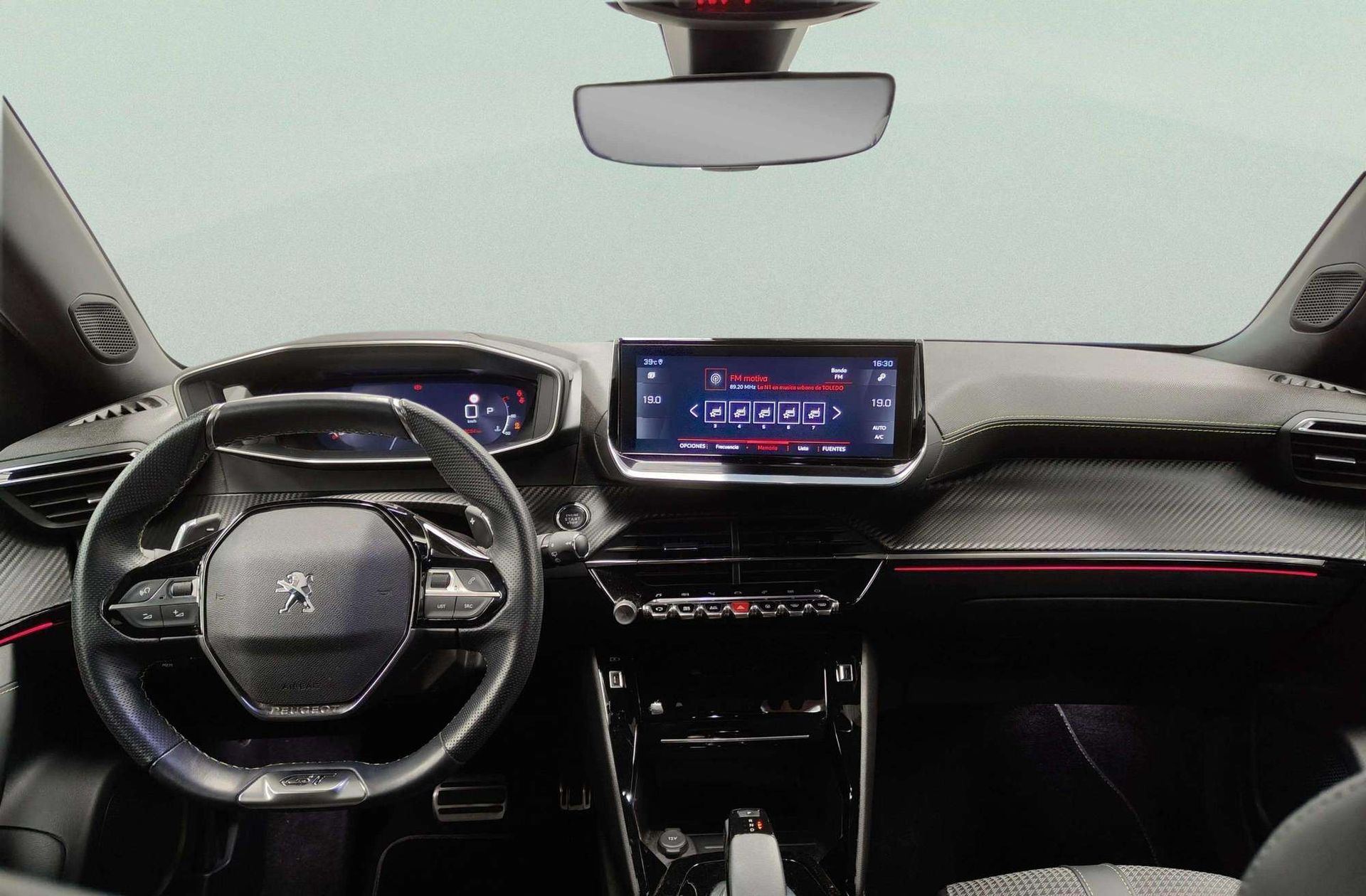 Peugeot 2008 BlueHDi 130 GT EAT8 - foto 7