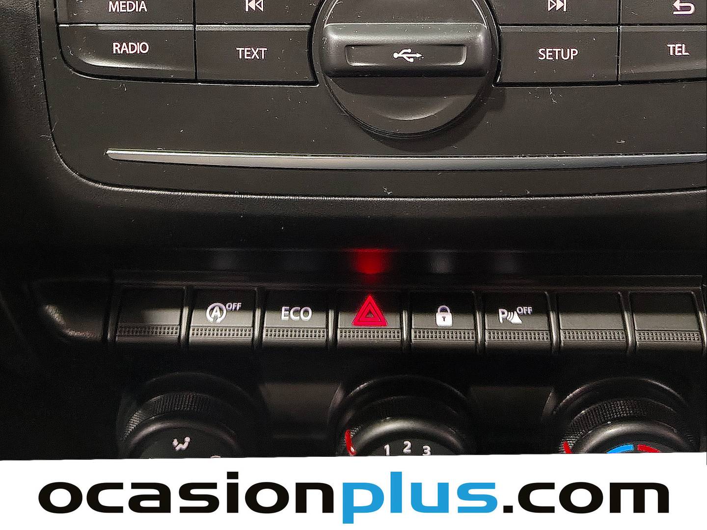 Extras y acabados del Dacia Duster Dacia Duster Essential TCE (100 CV) ECO-G 4X2