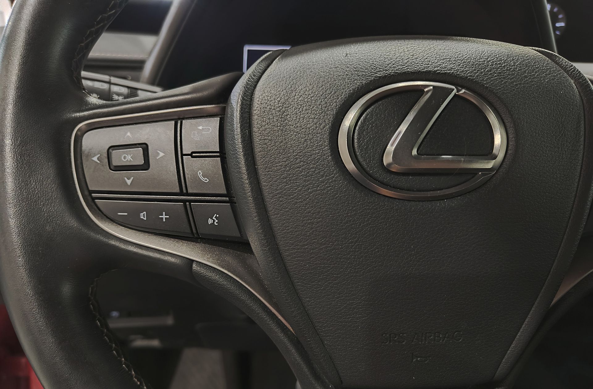 Lexus UX 250h Business 2WD - foto 24