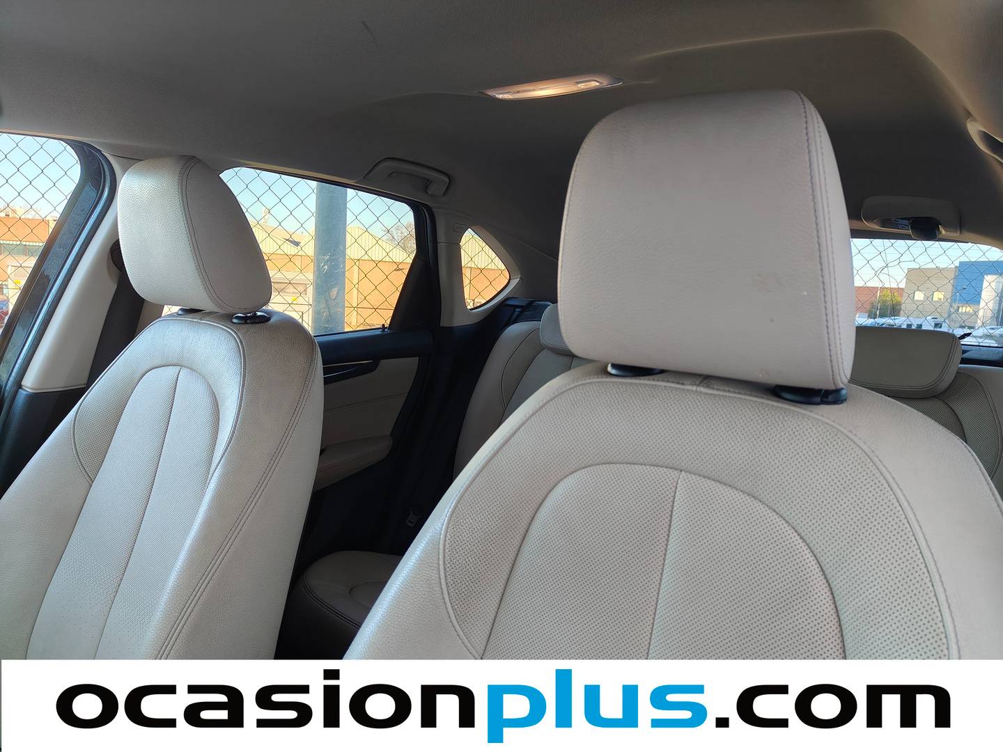 Extras y acabados del BMW Serie 2 Active Tourer BMW Serie 2 220i Active Tourer (192 CV)