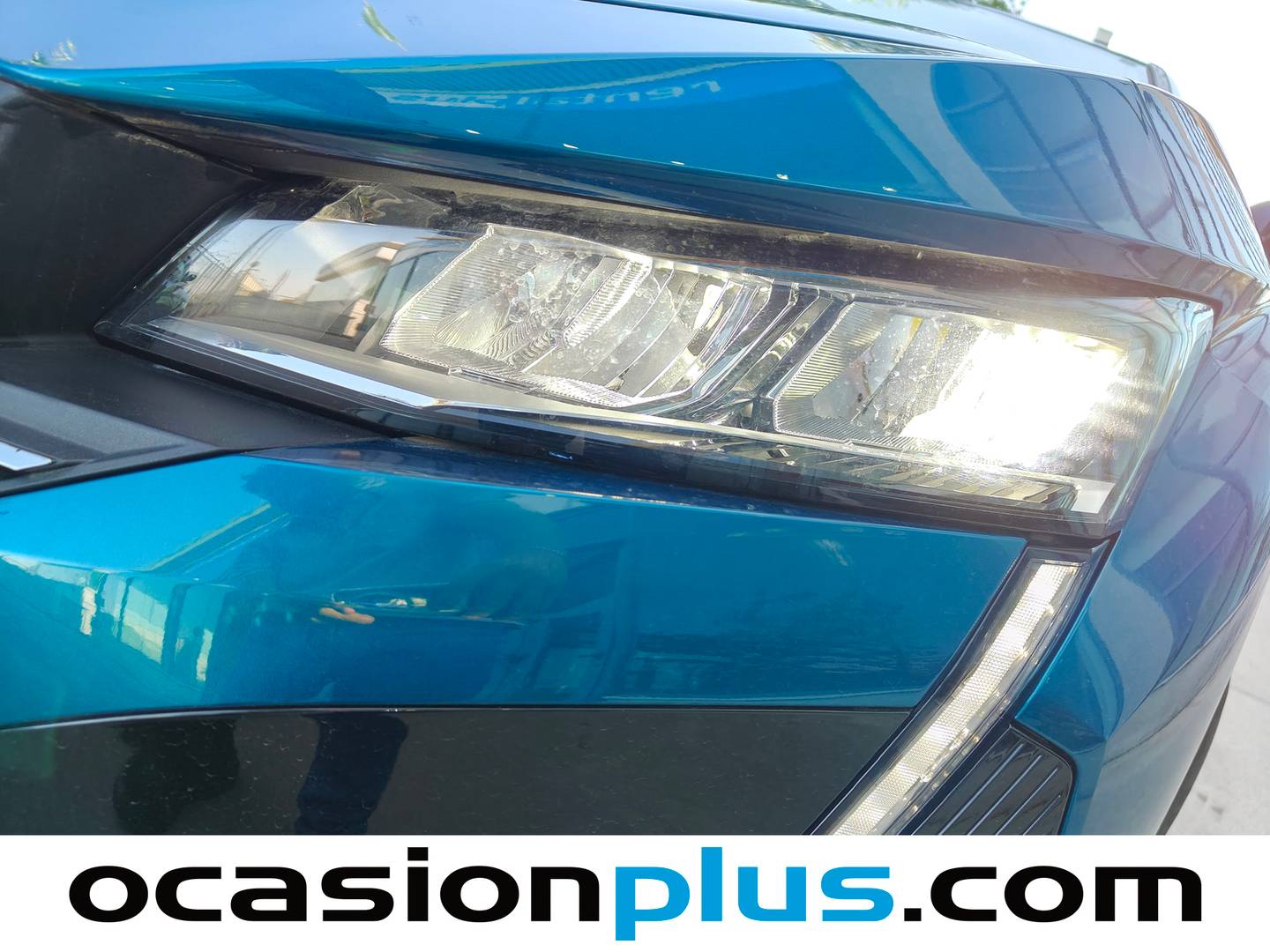 Extras del Peugeot 408 Peugeot 408 Allure Hybrid eDCS6 (136 CV)