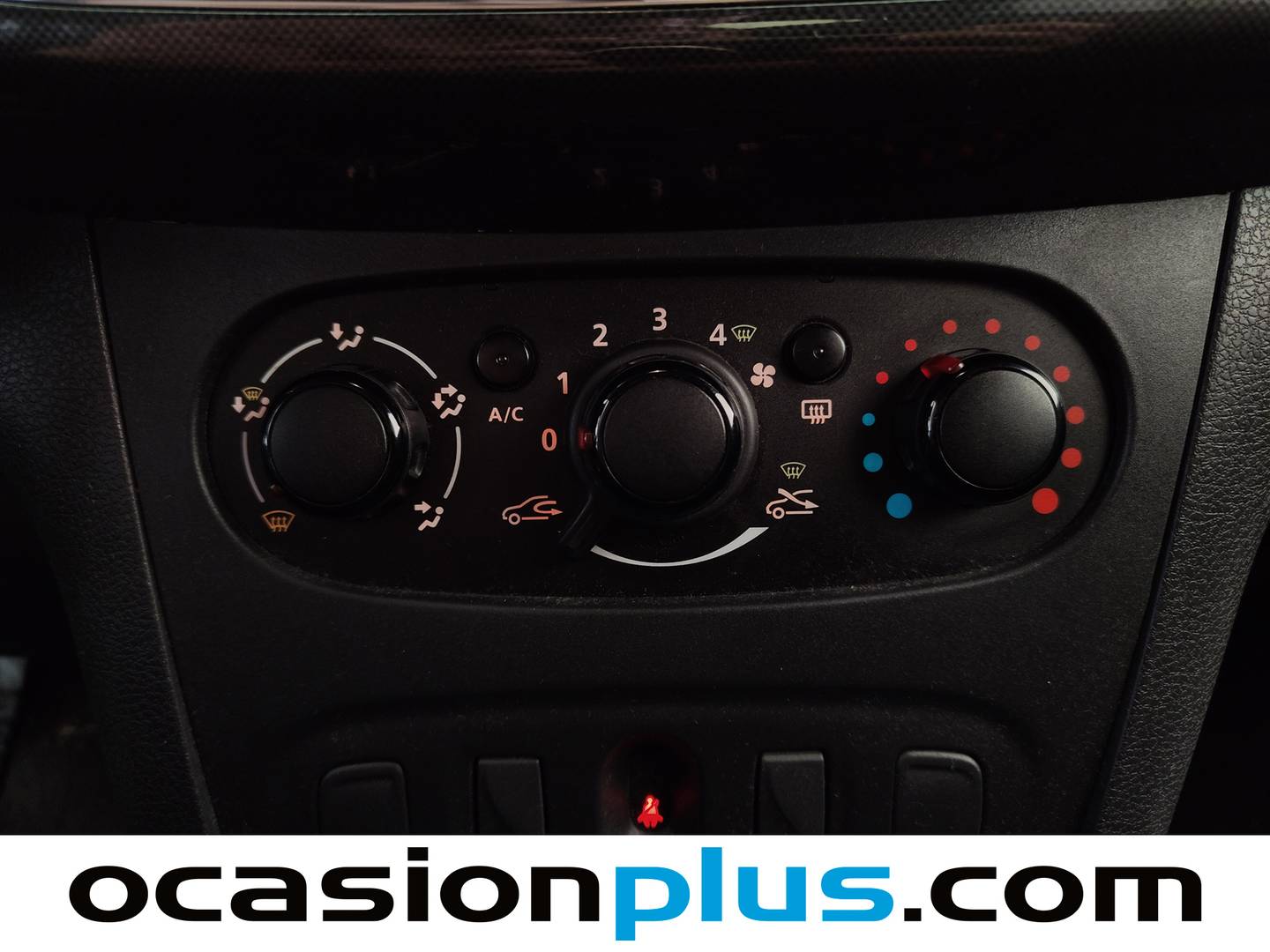 Foto Dacia Logan Dacia Logan TCE 90 GLP Essential (90 CV)