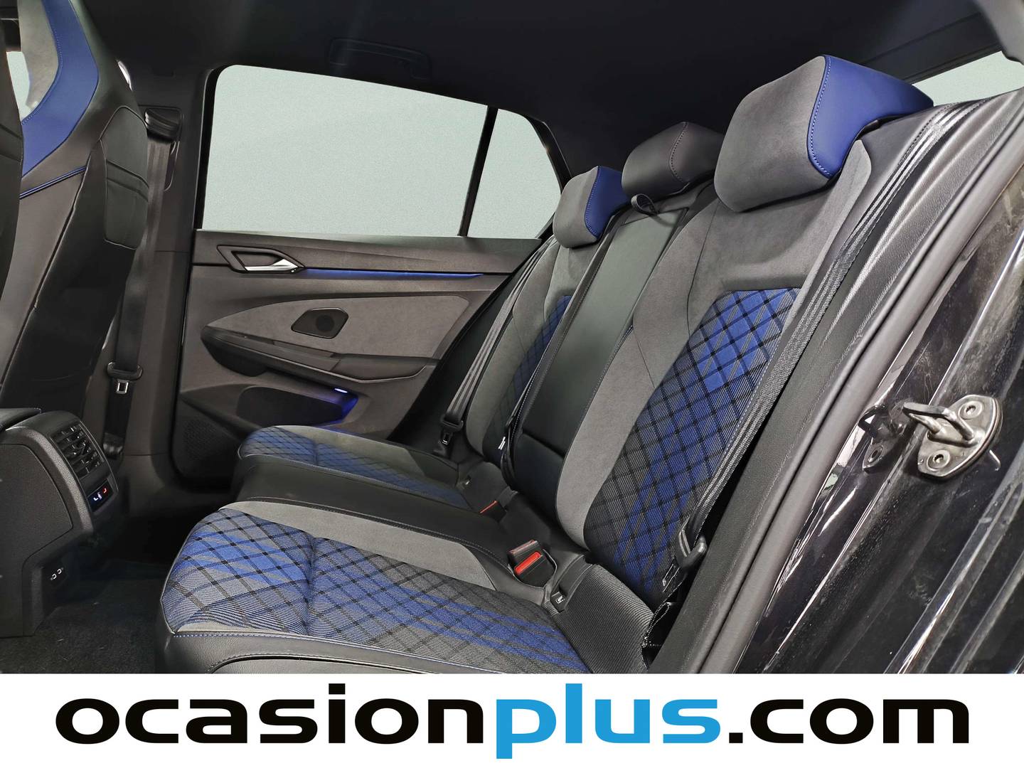 Foto asientos traseros Volkswagen Golf Volkswagen Golf R 2.0 TSI 4Motion (320 CV) DSG