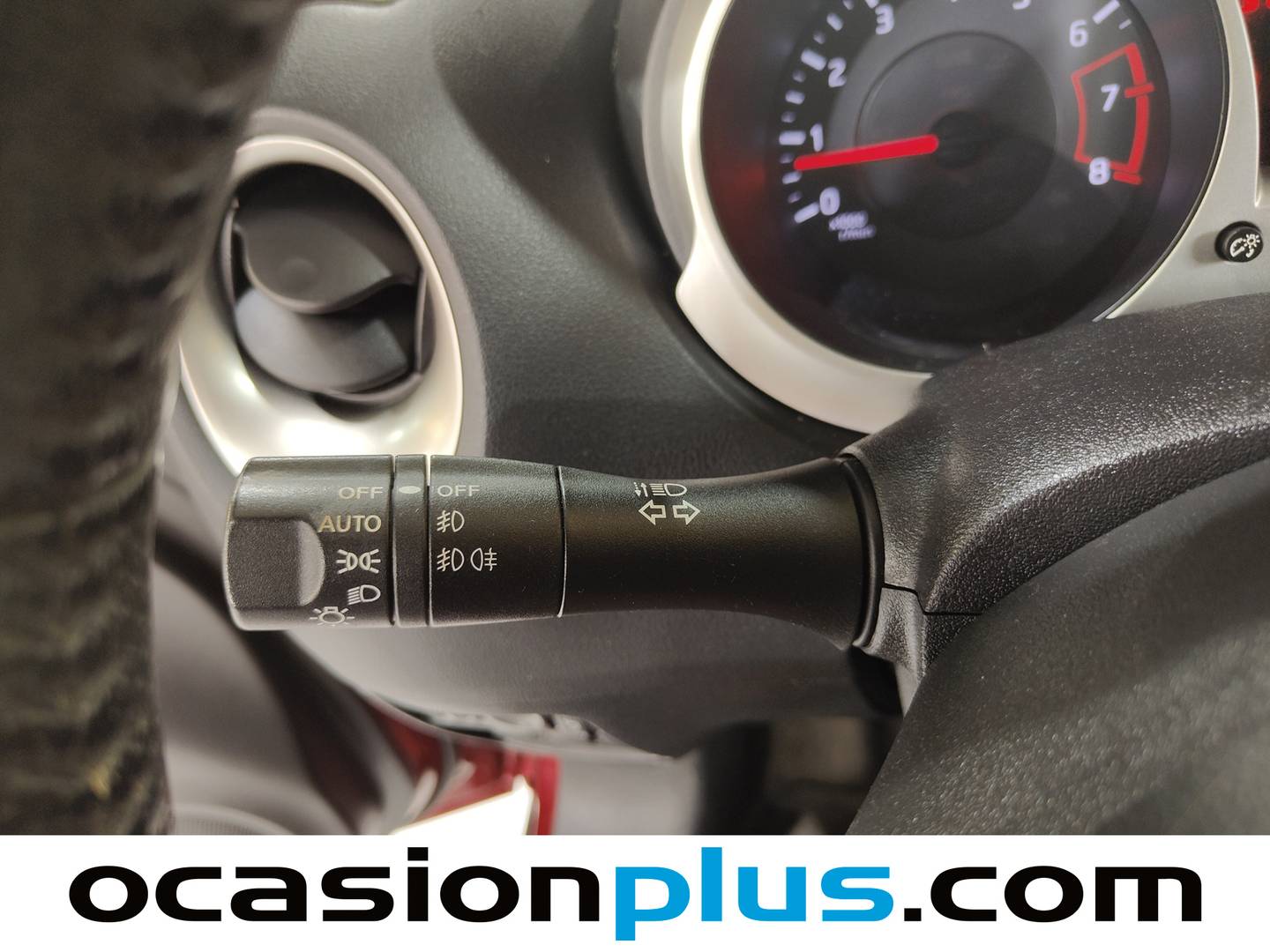 Nissan JUKE Nissan Juke 1.6 Tekna Premium CVT 4X2 (117 CV) 2012