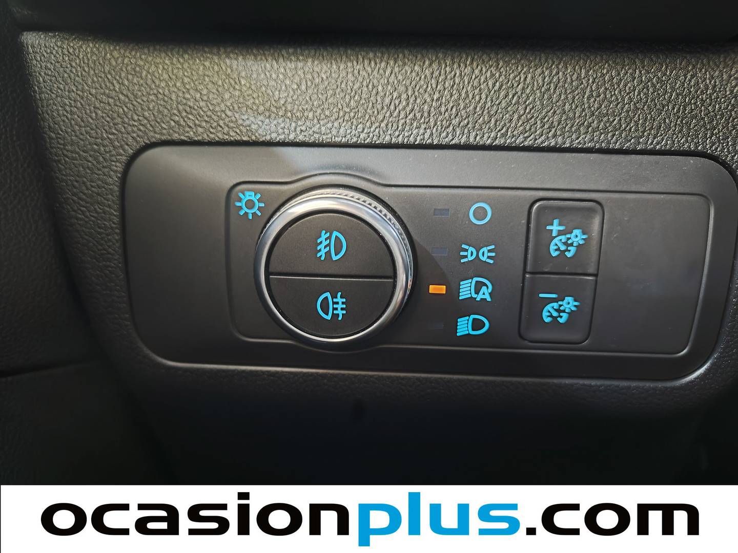 Acabados Ford Kuga Ford Kuga 1.5 EcoBlue ST-Line (120 CV)