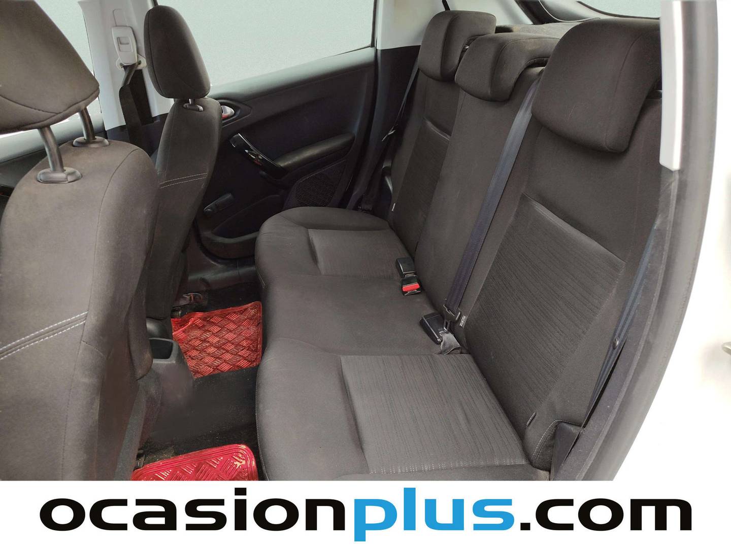 Foto asientos traseros Peugeot 208 Peugeot 208 1.4 HDi Business Line (68 CV)