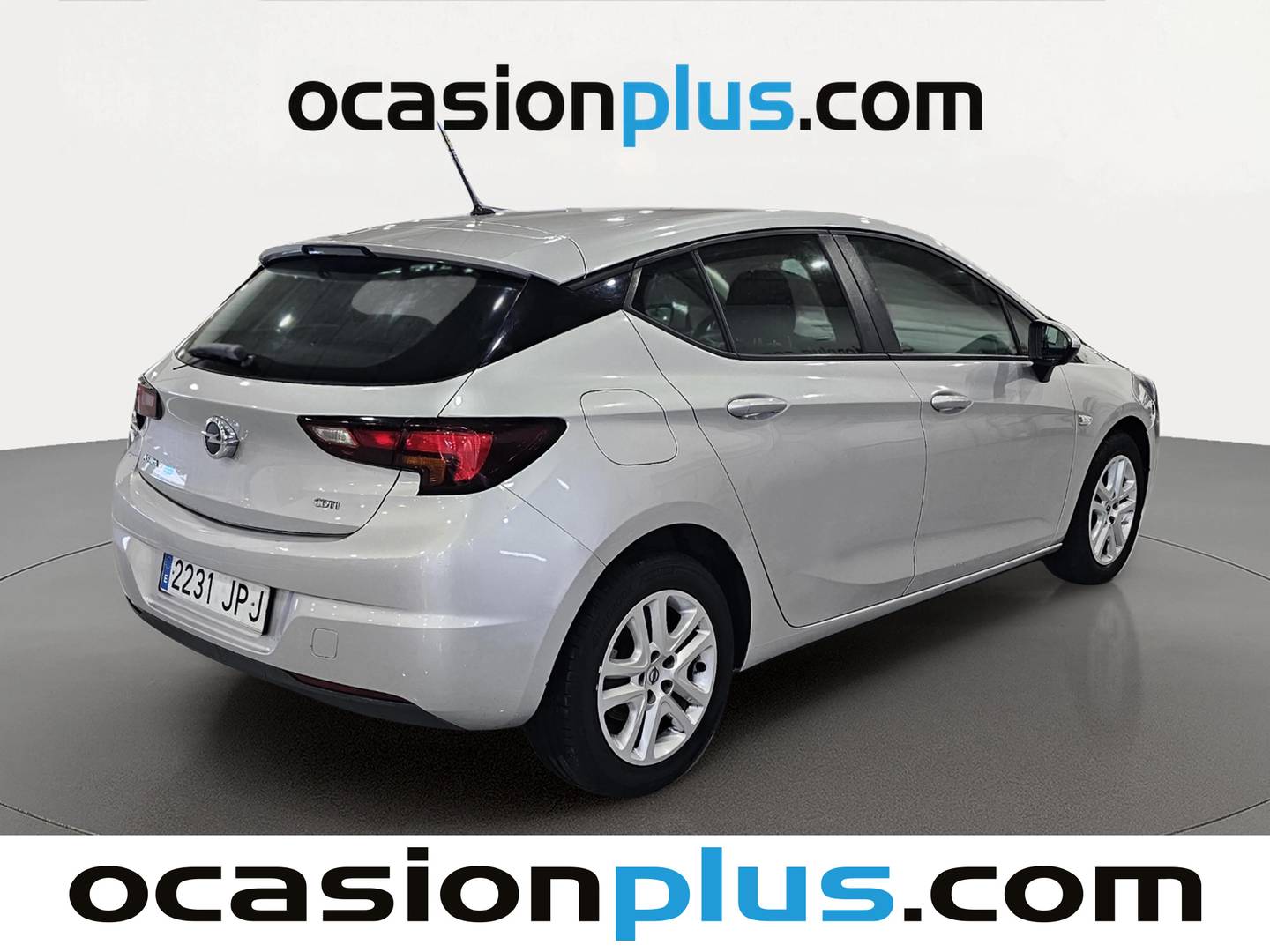 Foto trasera Opel Astra Opel Astra 1.6 CDTI Selective (110 CV) derecha