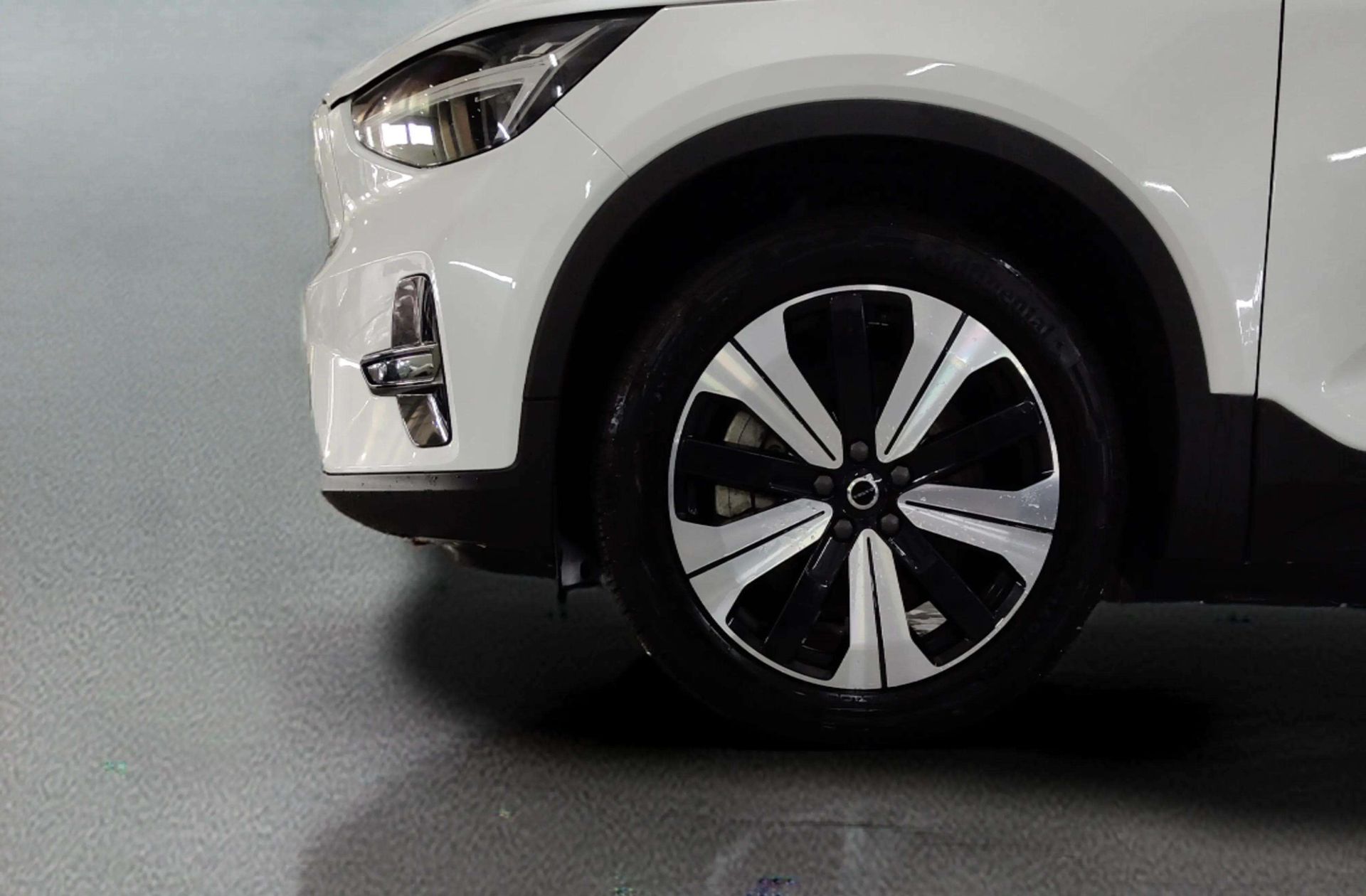 Volvo XC40 Recharge Plus - foto 32