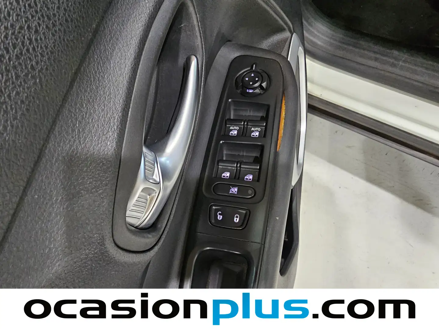 Foto Jeep Renegade Jeep Renegade 1.6 Multijet Limited 4x2 (120 CV)