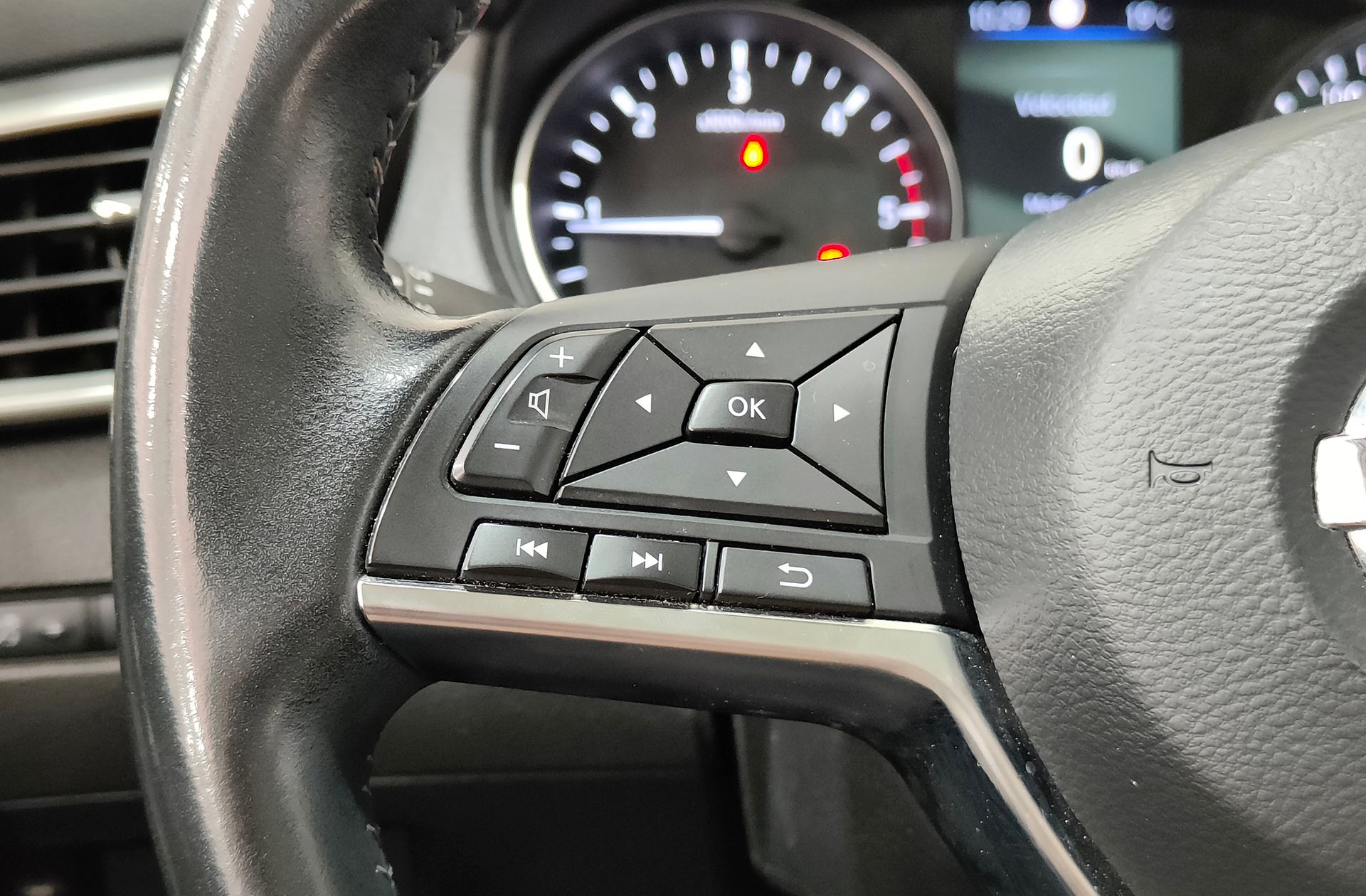 Nissan Qashqai dCi 150 N-Connecta - foto 28