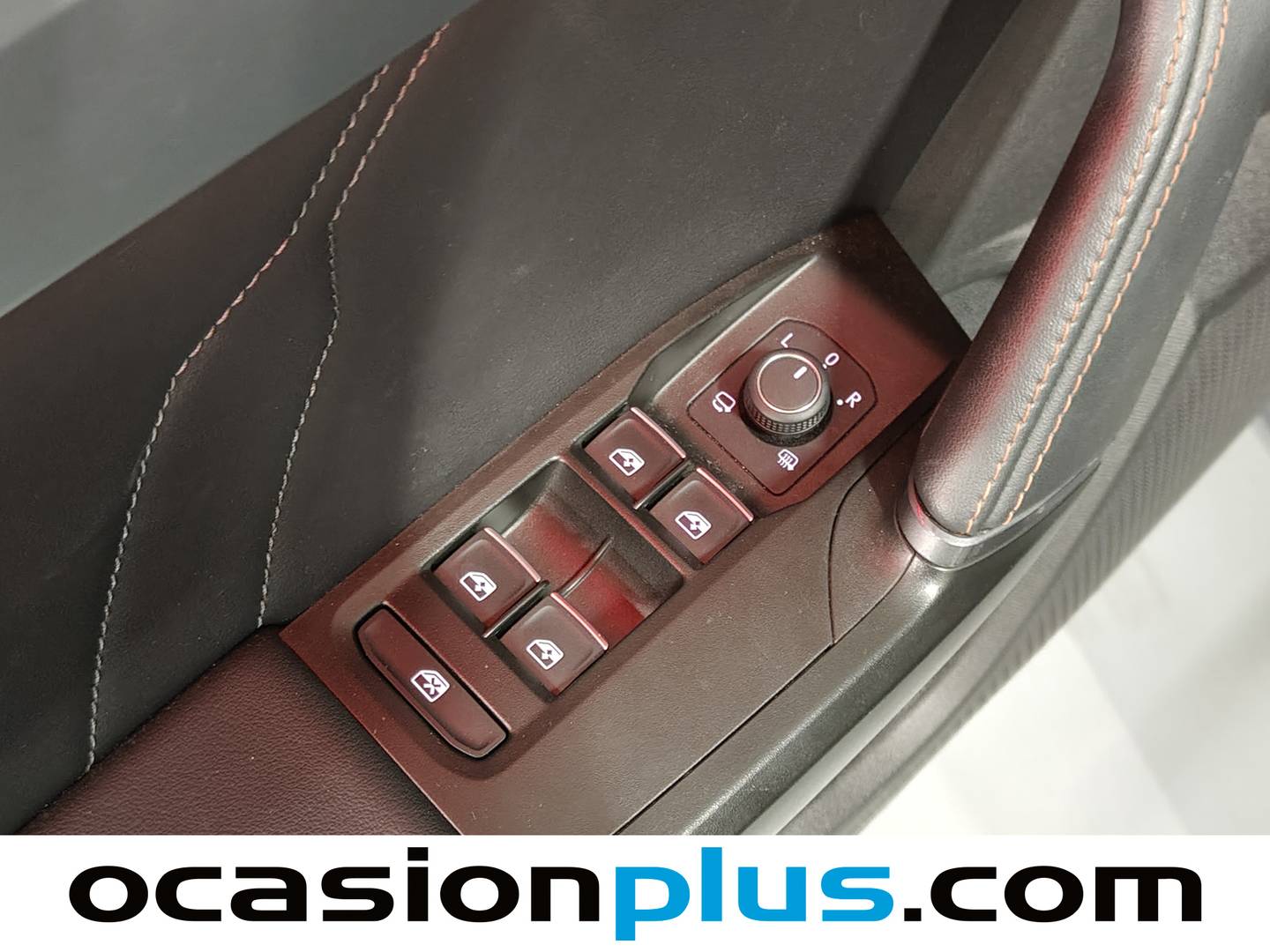 Foto Cupra León CUPRA Leon Sportstourer 1.5 eTSI DSG (150 CV)