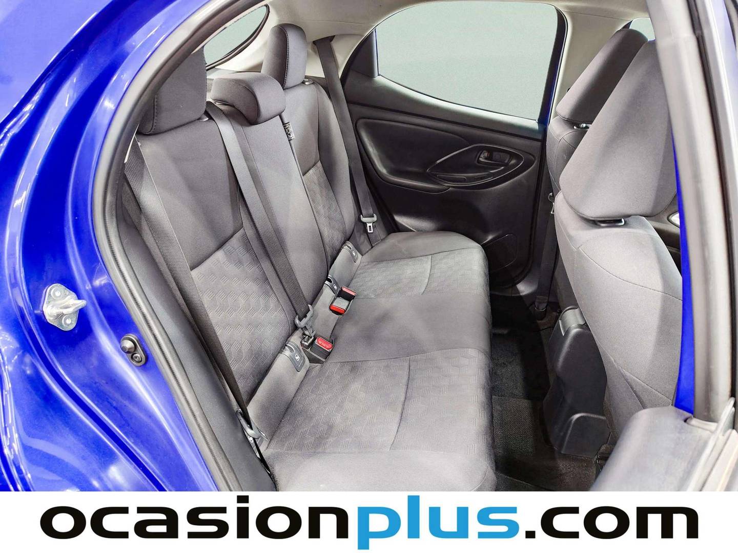 Foto asientos traseros Toyota Yaris Toyota Yaris 120H Active Plus (116 CV)