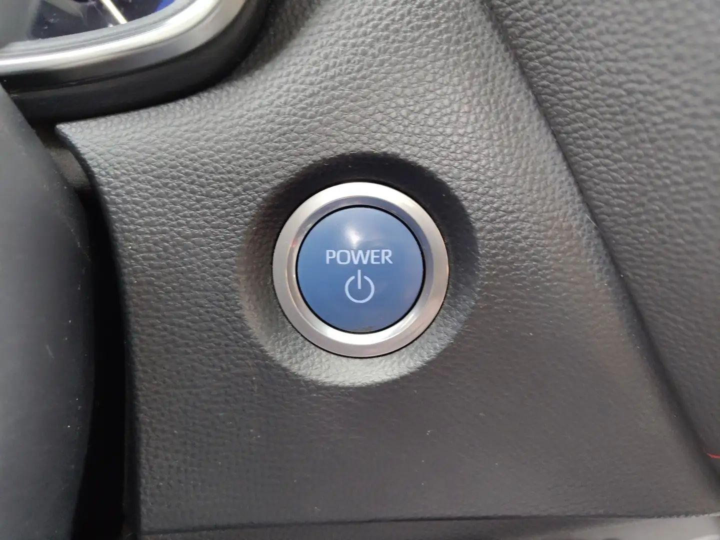 Foto Toyota Corolla Toyota Corolla 180H Advance E-CVT (180 CV)