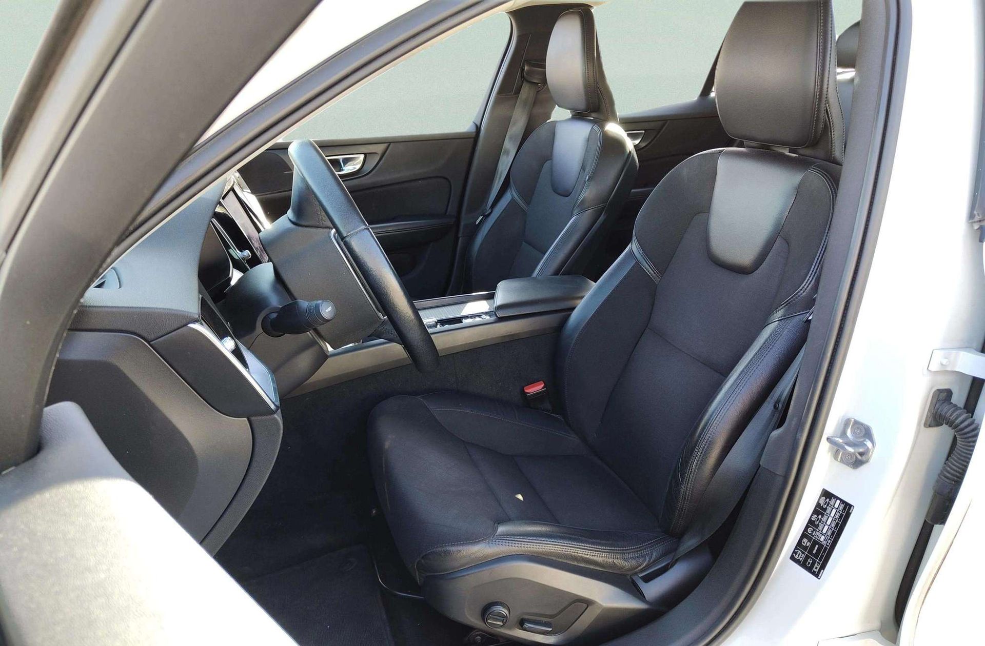 Volvo V60 D3 Business Plus - foto 12