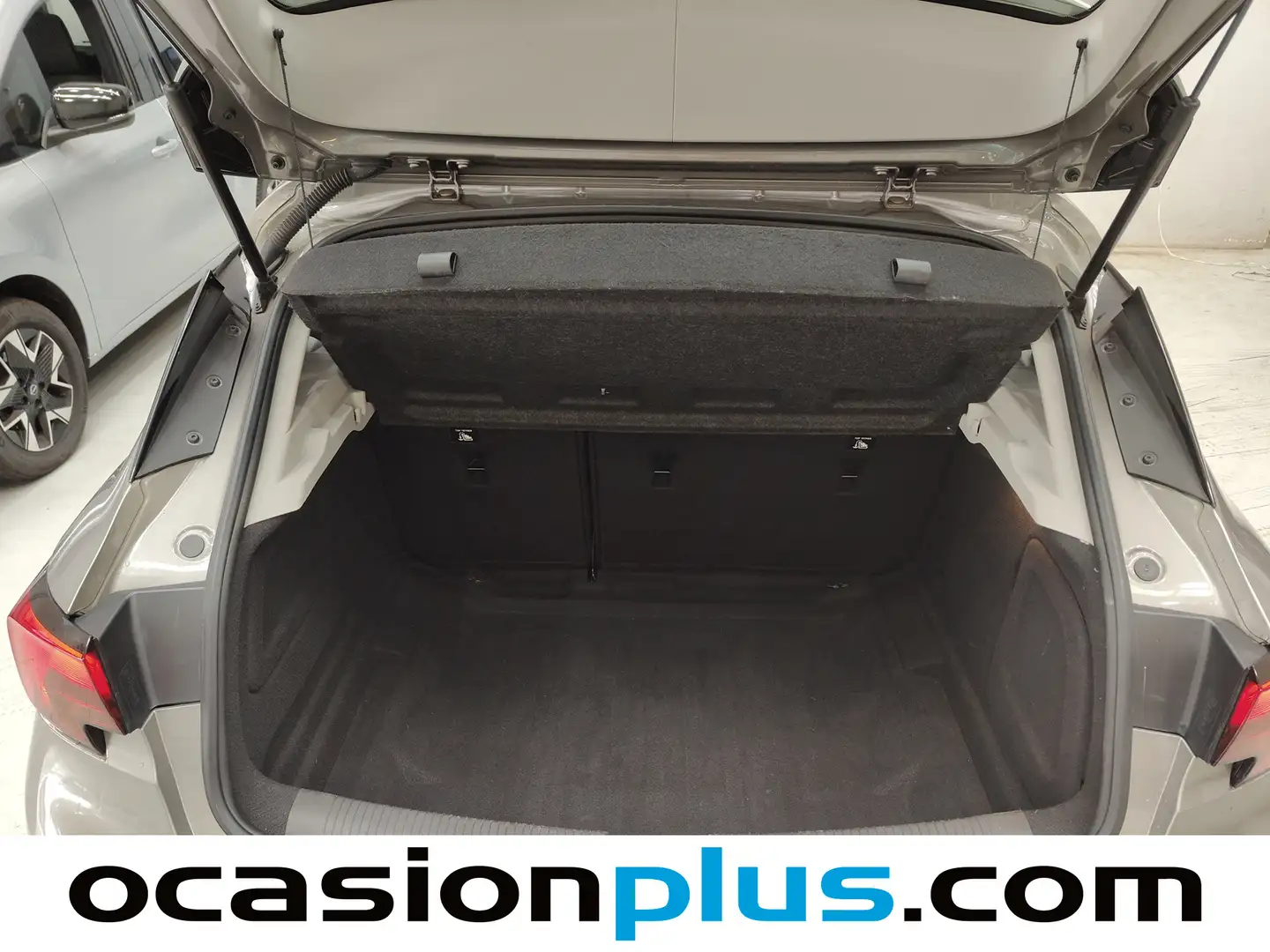 Foto Opel Astra Opel Astra 1.0 Turbo S&S Selective (105 CV)