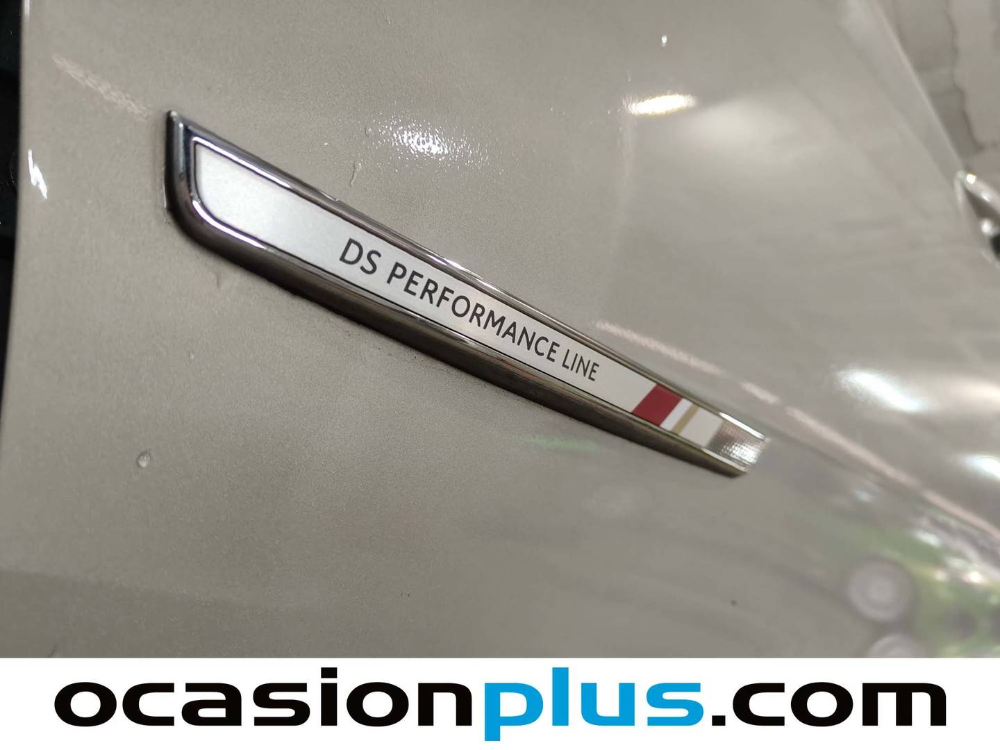 Foto DS DS 7 Crossback E-Tense DS DS7 Crossback E-Tense 225 Performance Line Auto  (225 CV)