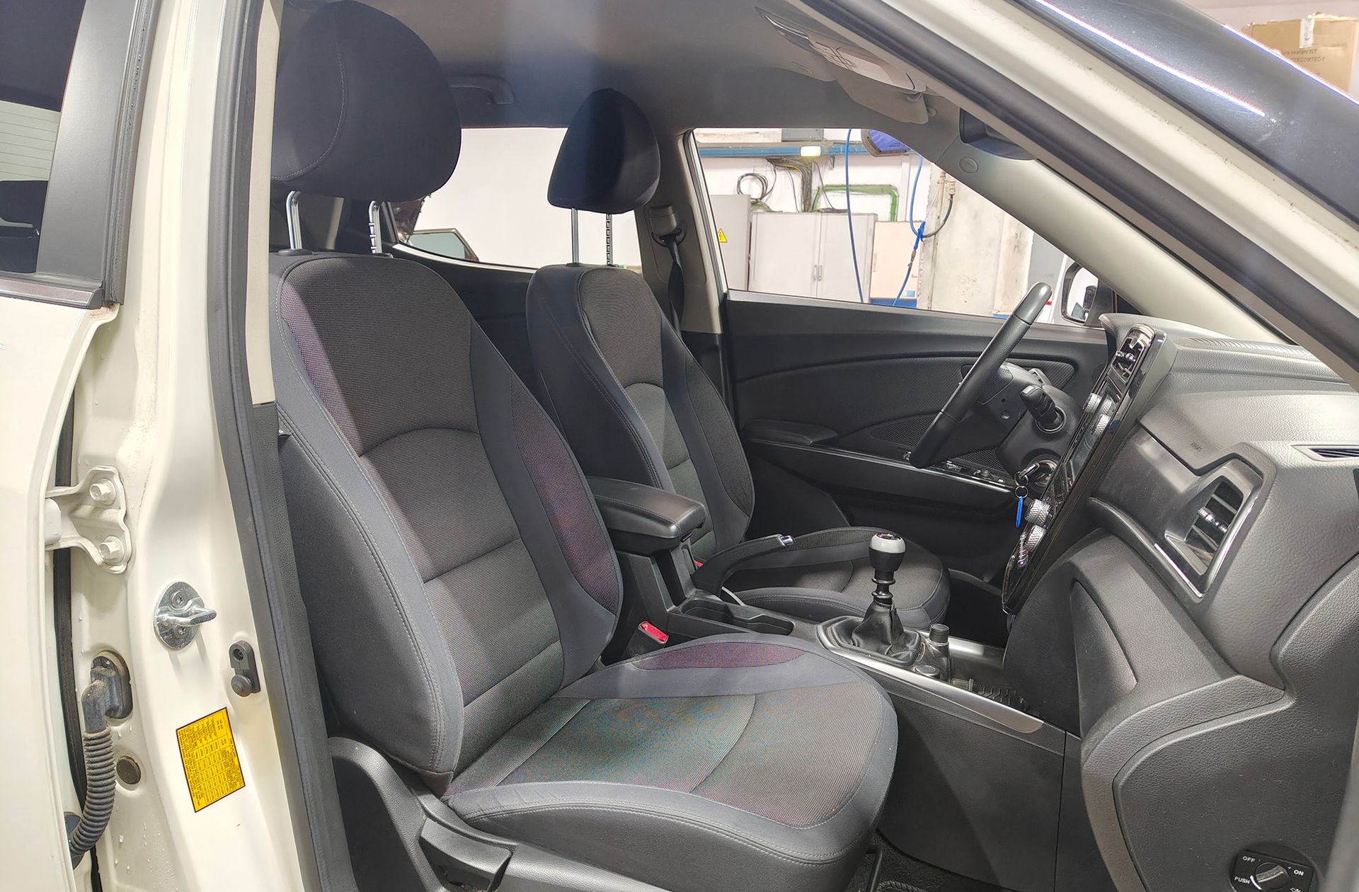 SsangYong Tivoli G12T Urban Plus - foto 17