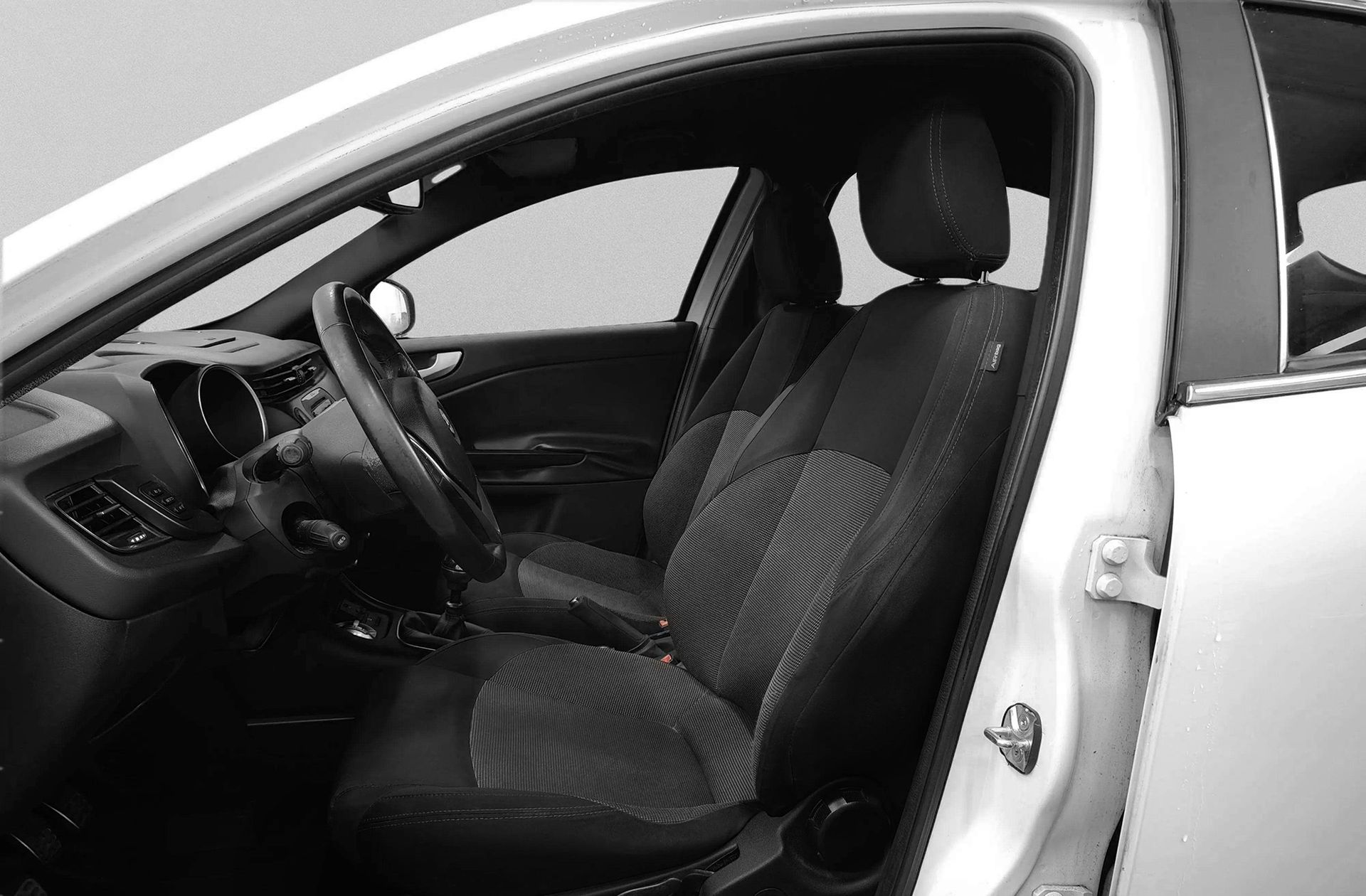 Alfa Romeo Giulietta 1.6 JTDm Distinctive - foto 9