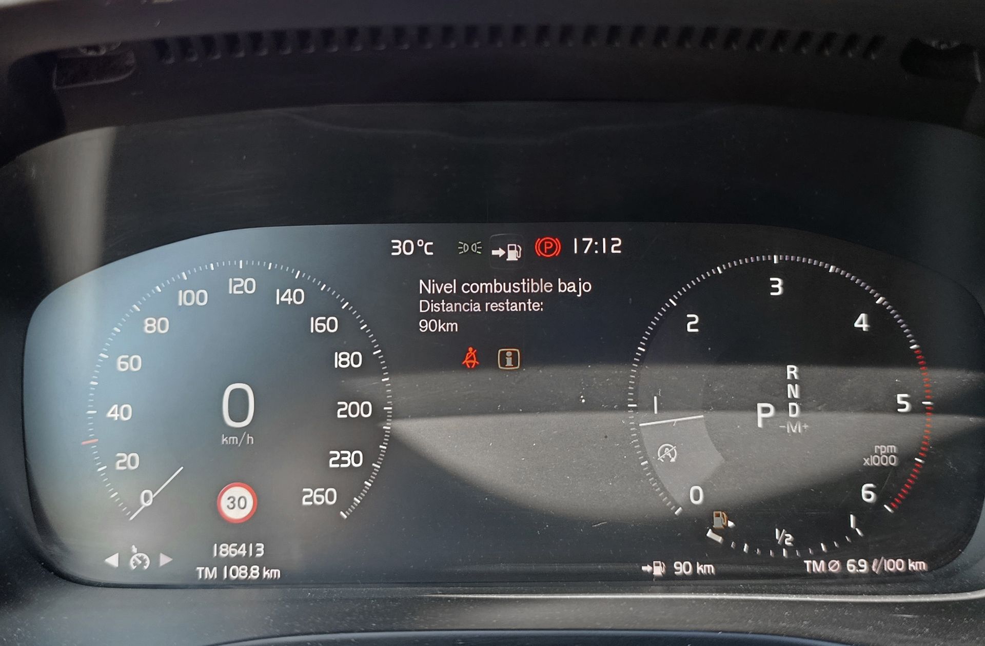 Volvo XC40 D3 - foto 22