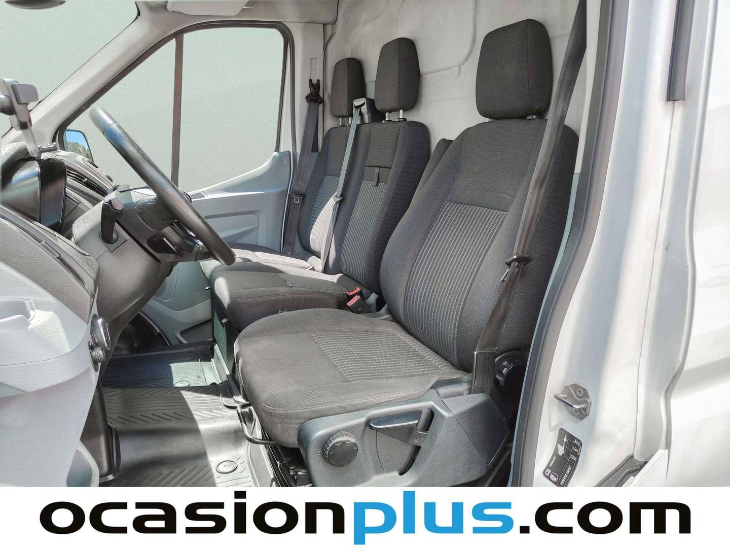 Foto asientos delanteros Ford Transit Ford Transit Furgon 310 L2H2 Trend (105 CV)
