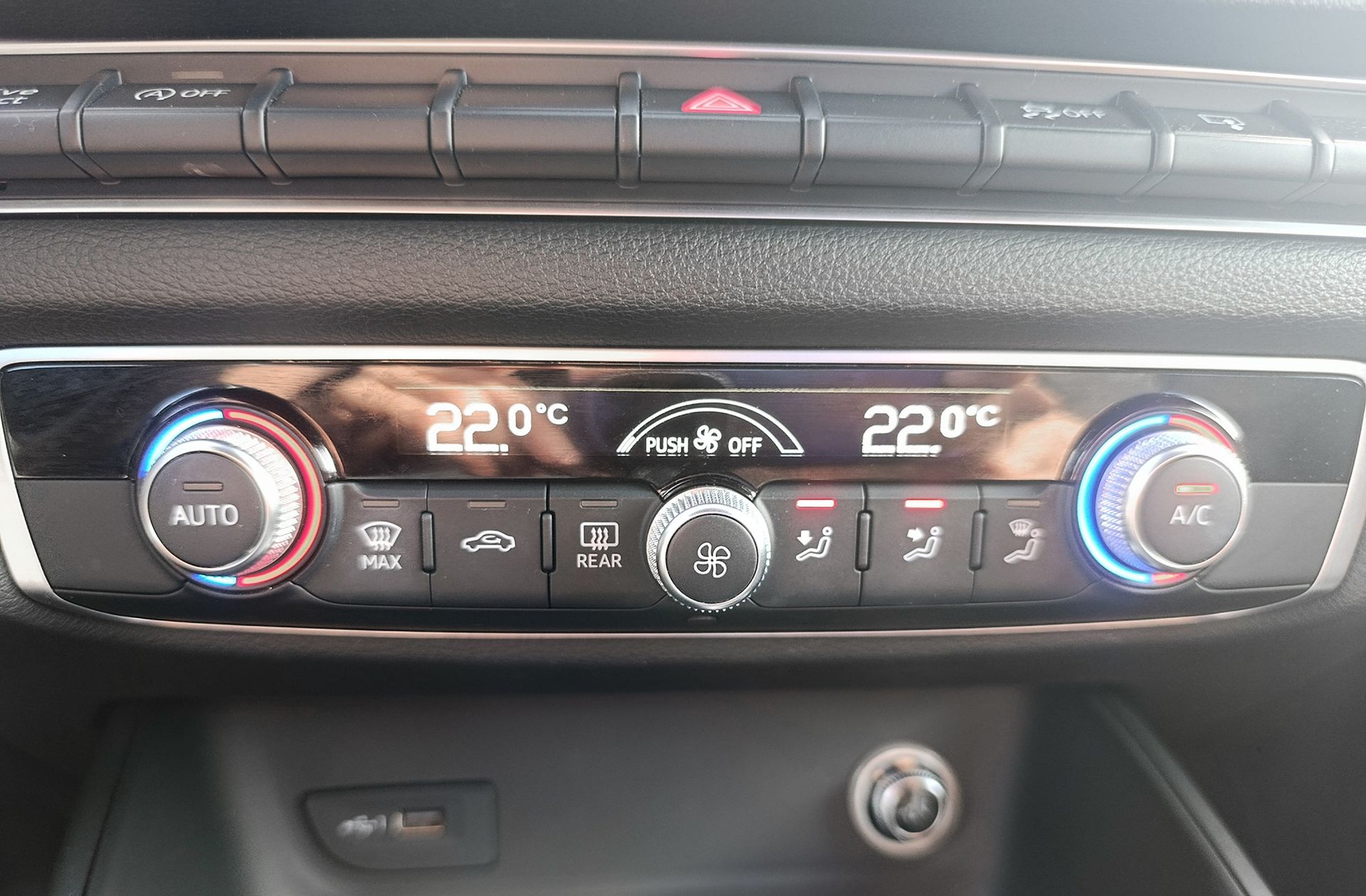 Audi A3 Sedan S line edition 1.6 TDI - foto 30