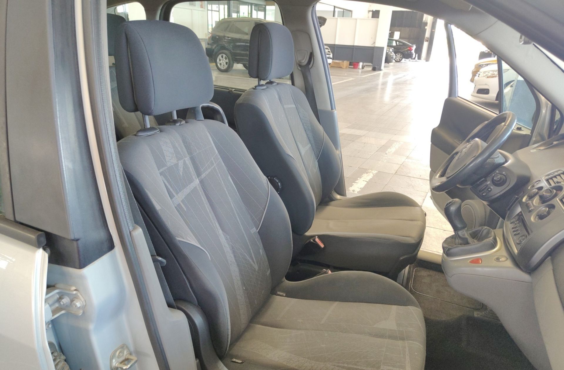 Renault Scénic 1.5 dCi Confort Dynamique - foto 9