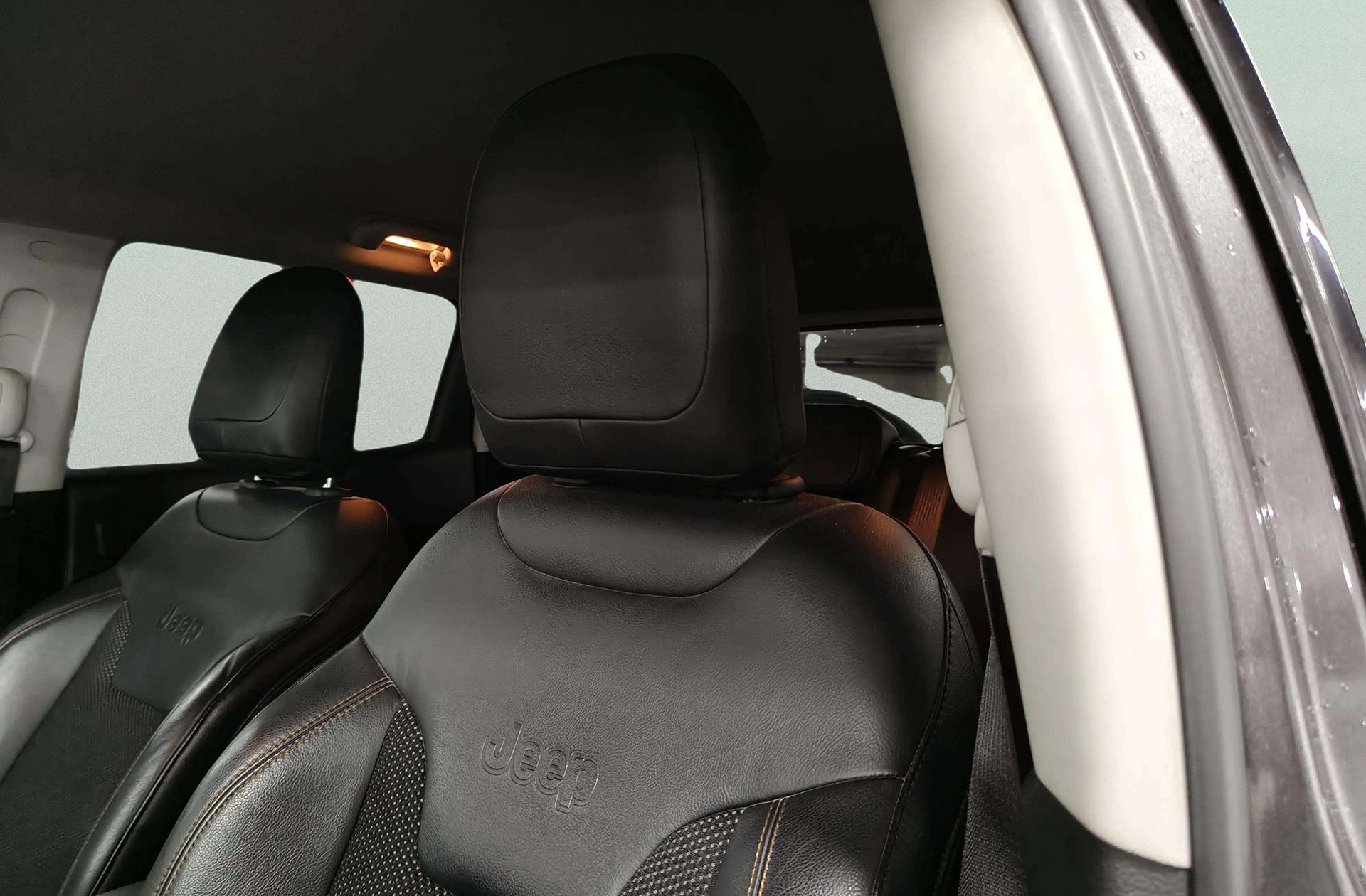 Jeep Compass 2.0 MultiJet Limited 4x4 AD - foto 8