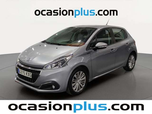 Peugeot 208 PureTech Signature (82 CV) de segunda mano