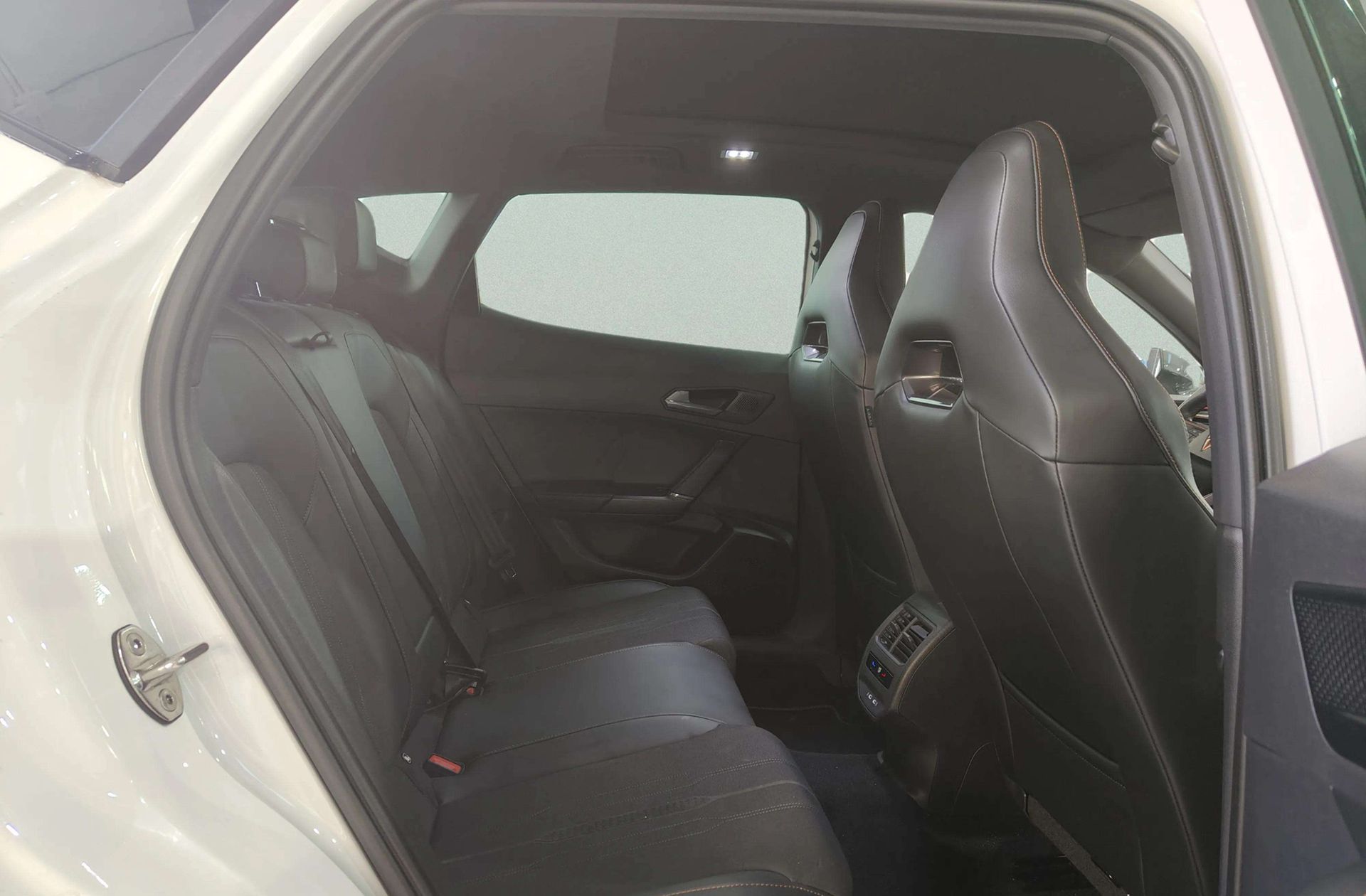 Cupra Formentor 2.0 TSI VZ DSG - foto 12