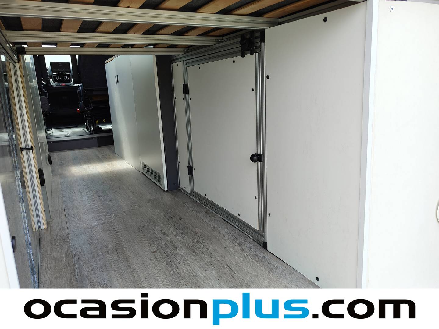 Fiat Ducato Fiat Ducato Furgón 35 Larg Sup Alto 2.3 Mjet (148CV) CAMPERIZADA seminuevo