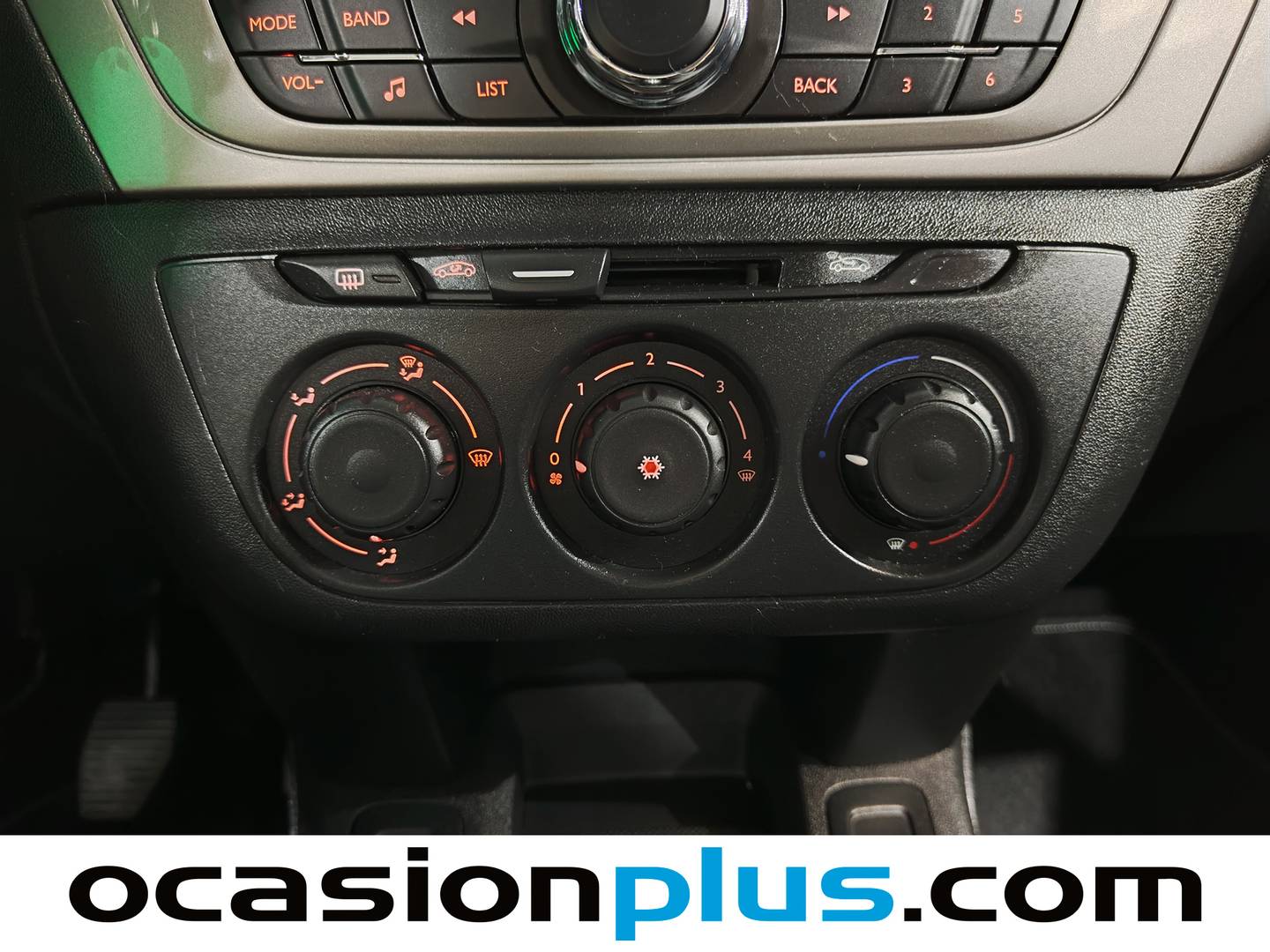 Foto Citroën C-Elysée Citroen C-Elysee PureTech 82 Feel (82 CV)