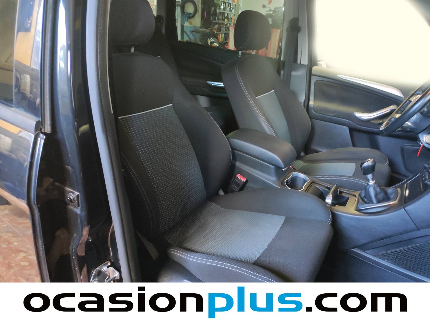 Foto Ford S-MAX Ford S-Max 2.0 TDCI Limited Edition (140 CV) 7 Plazas