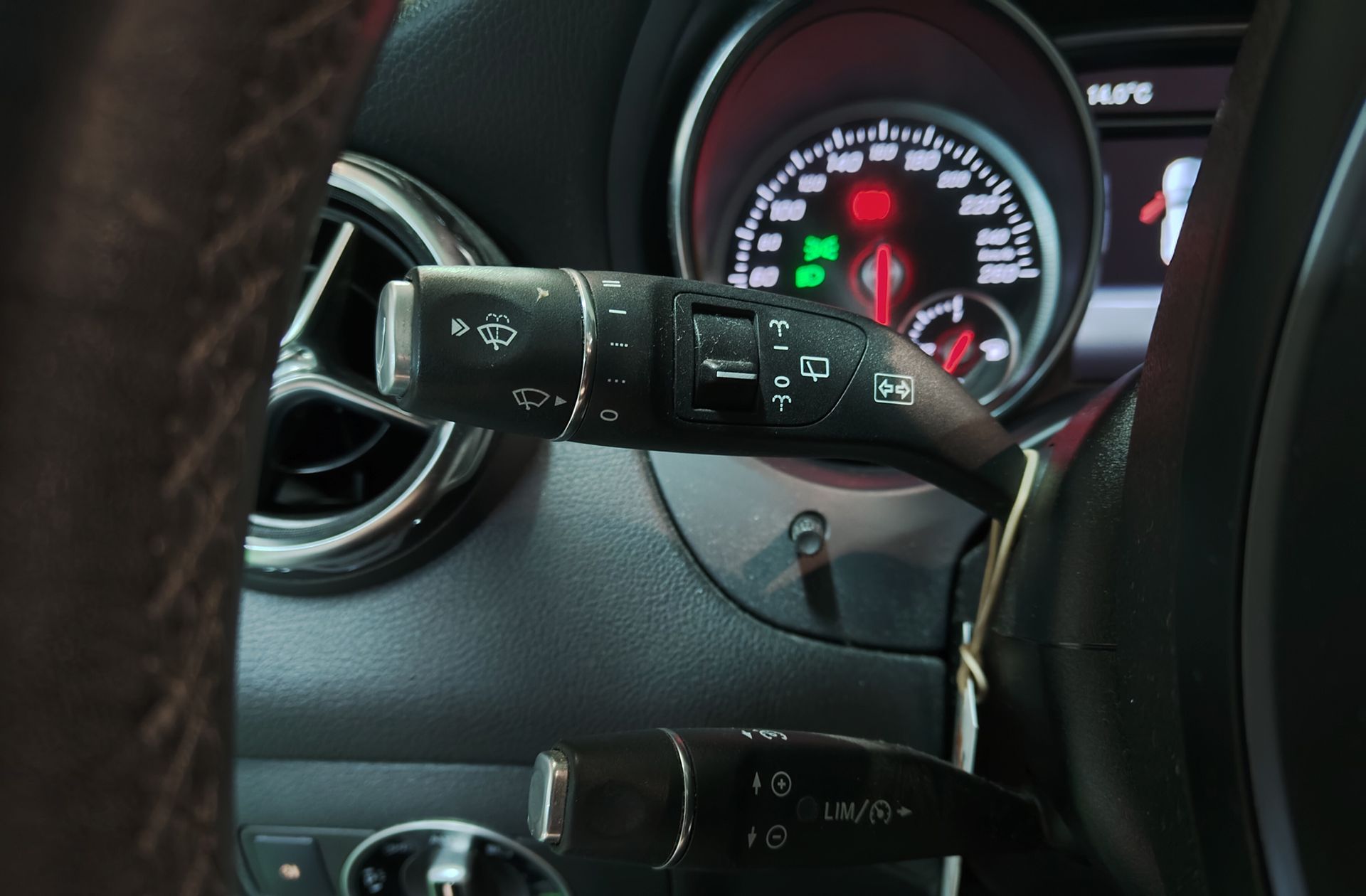 Mercedes-Benz GLA 220 d - foto 25