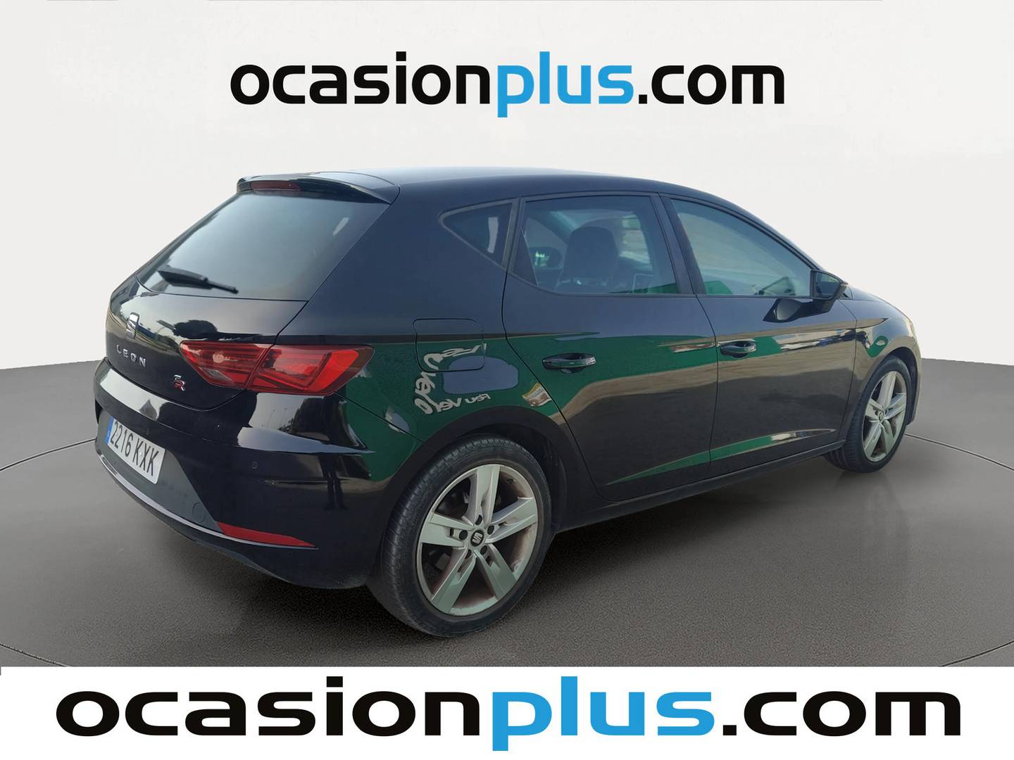 Foto trasera Seat León Seat León 2.0 TDI S&S FR DSG (150 CV) derecha