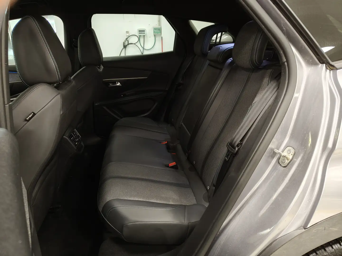 Foto Peugeot 3008 Peugeot 3008 PureTech 130 S&S Allure Pack (130 CV)