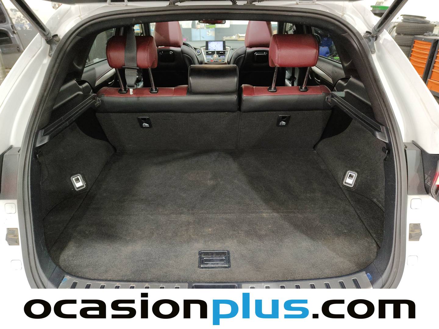 Fotos maletero Lexus NX Lexus NX 300h F Sport 4WD + Navibox (197 CV)