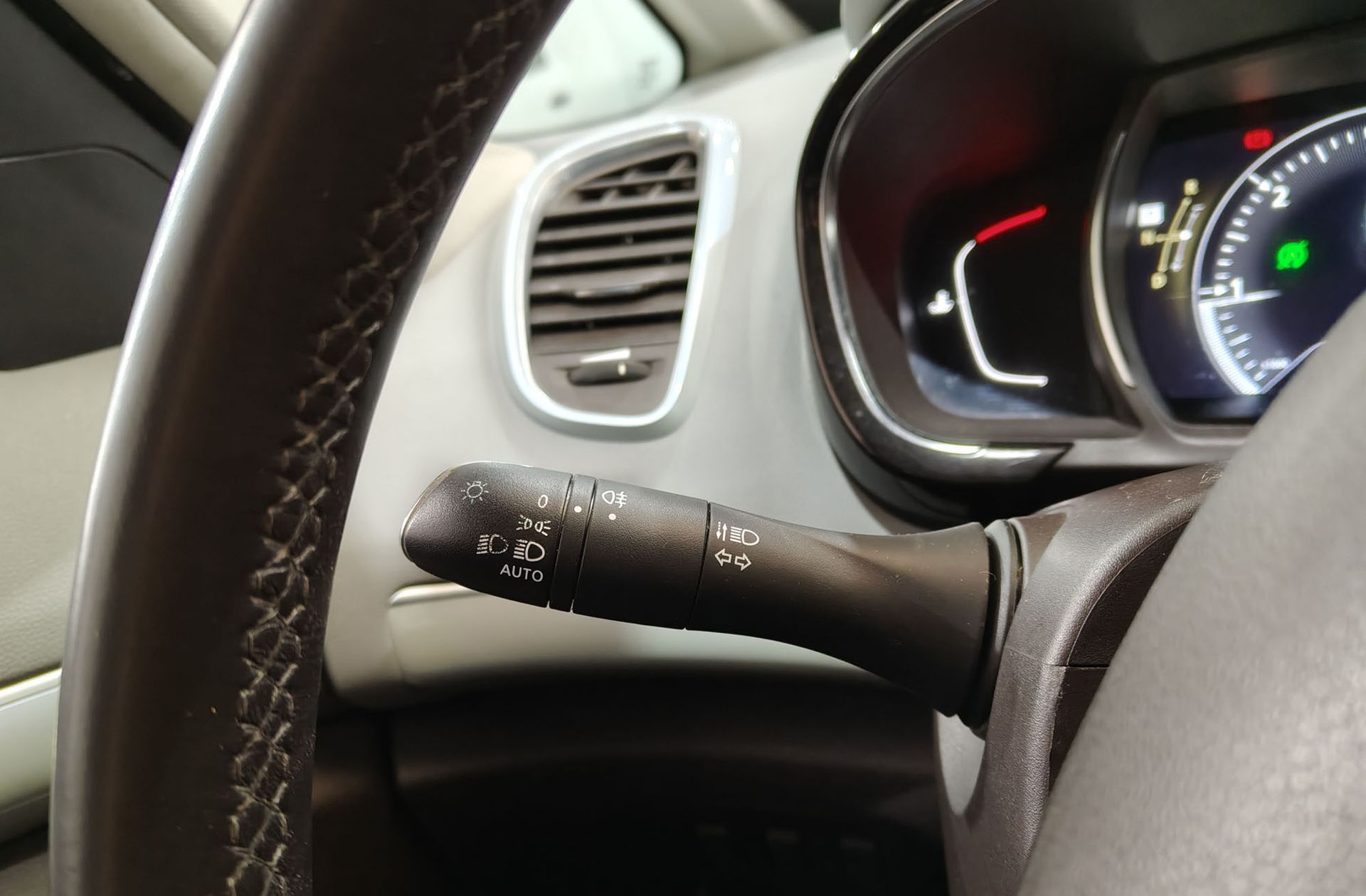 Renault Espace Zen Energy dCi TT EDC - foto 23