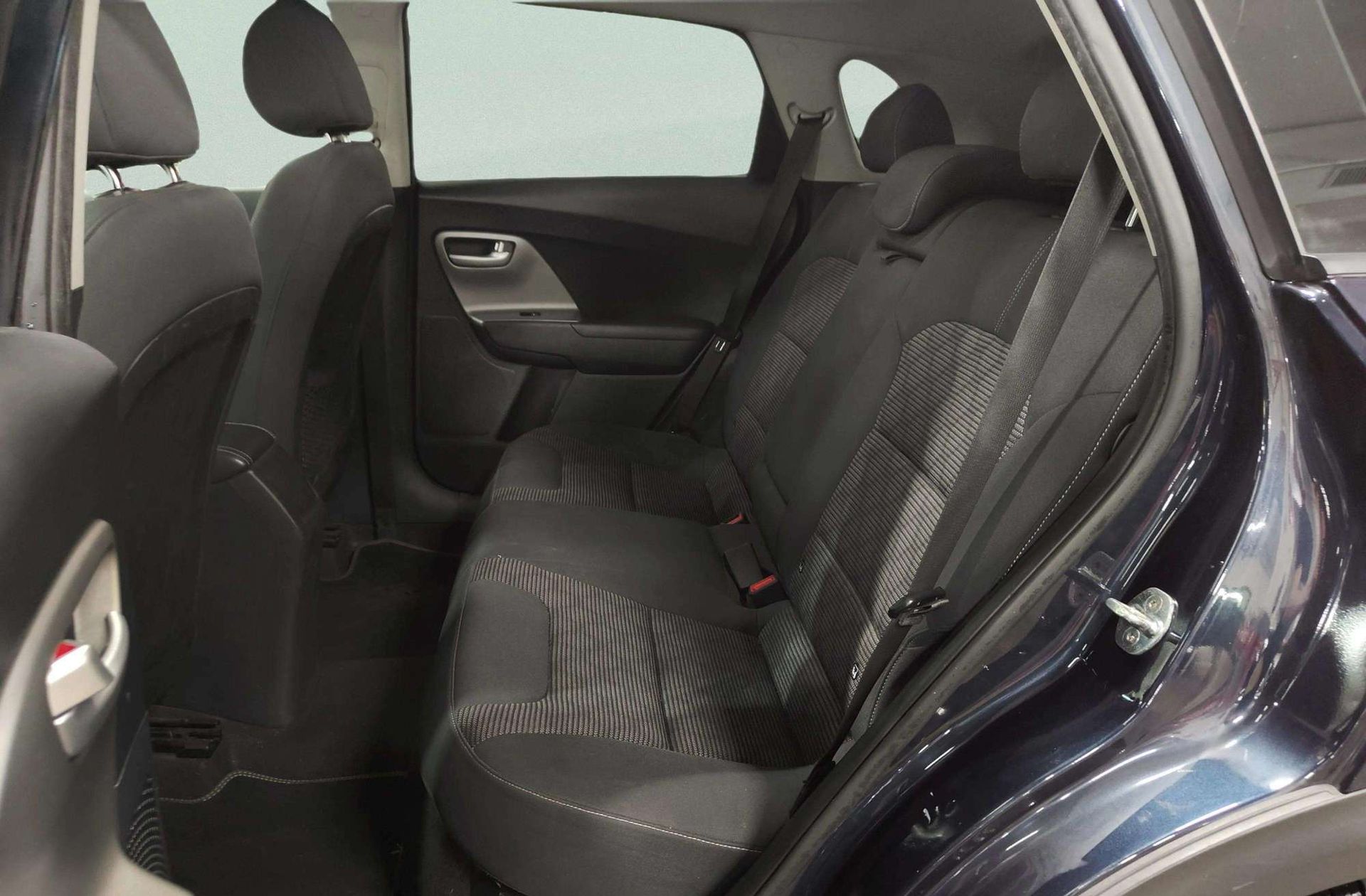 Kia Niro 1.6 GDi HEV Híbrido Drive - foto 14