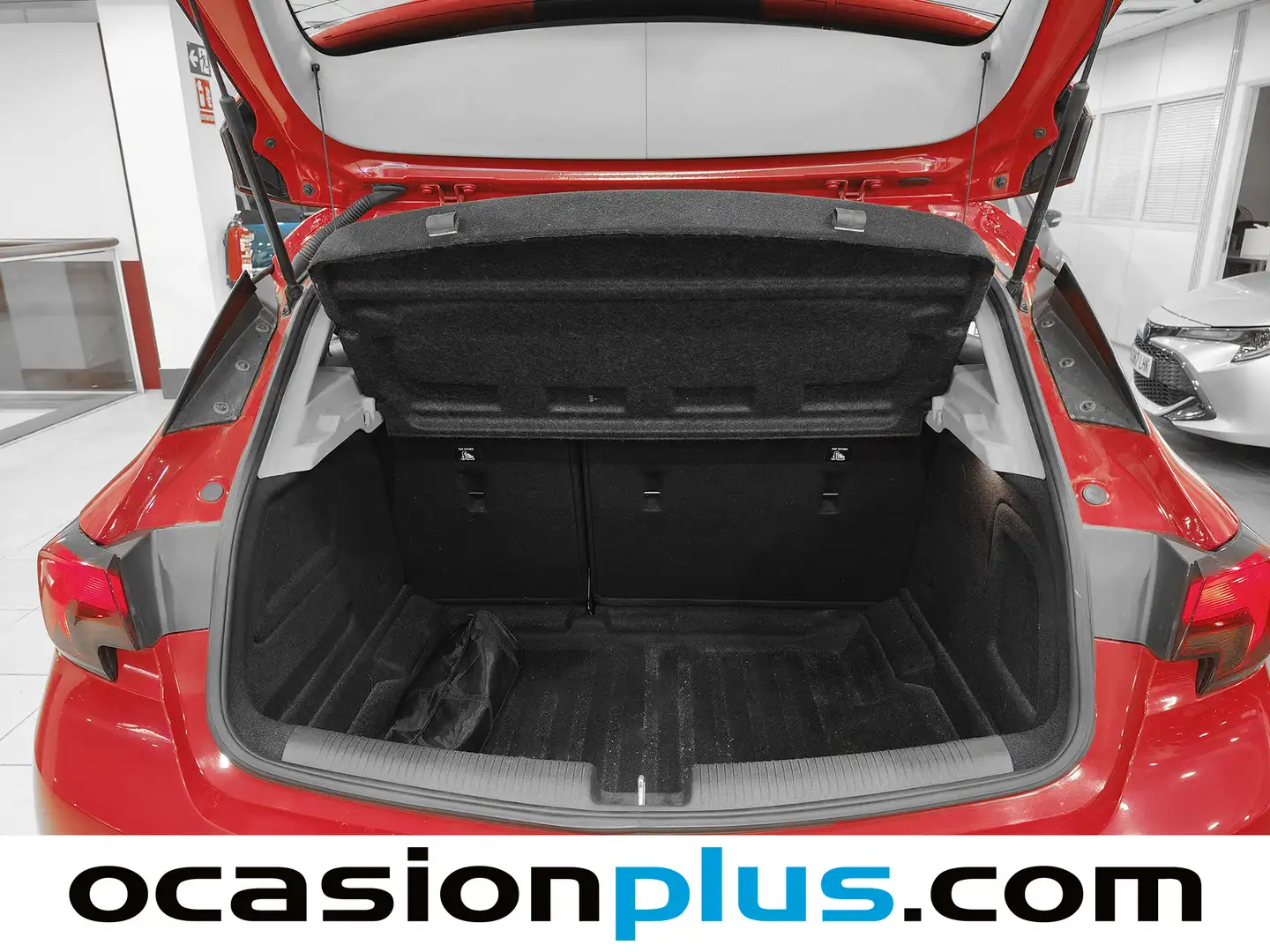 Foto Opel Astra Opel Astra 1.0 Turbo S&S Selective (105 CV)