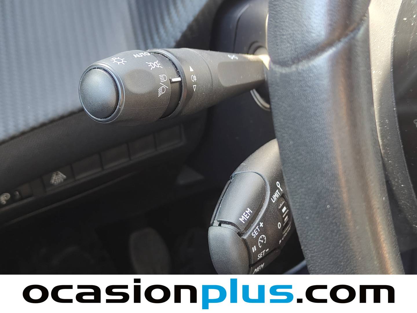 Foto Peugeot 2008 Peugeot 2008 PureTech 100 S&S Allure (100 CV)