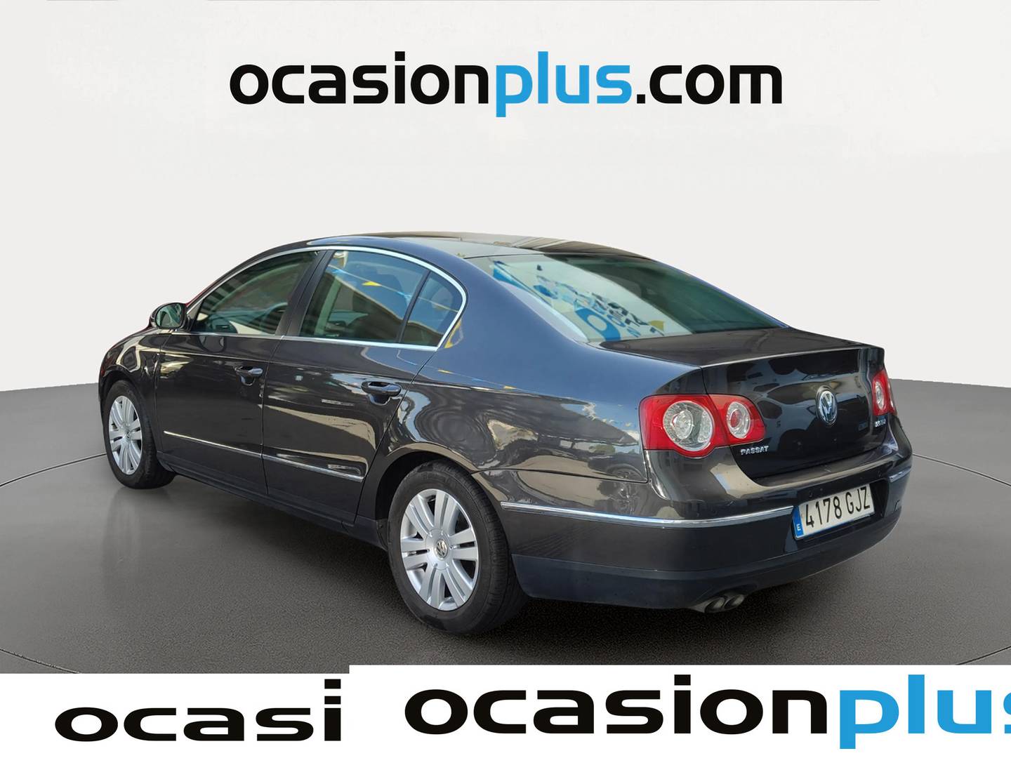 Foto trasera Volkswagen Passat Volkswagen Passat 2.0 TDI (170 CV) DSG izquierda
