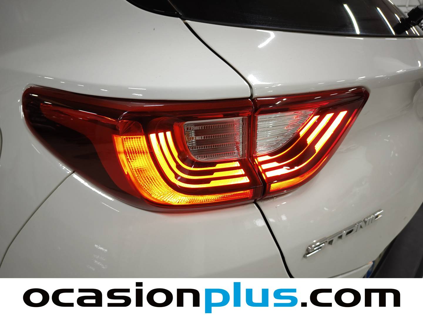 Acabados KIA Stonic KIA Stonic 1.0 T-GDi Eco-Dynamic Drive (120 CV)